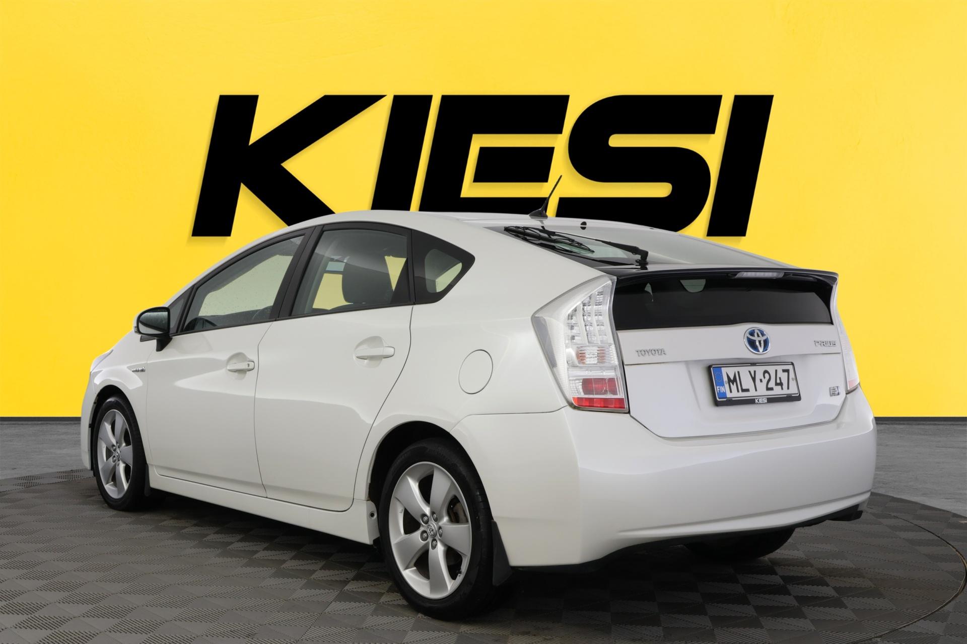 Toyota Prius HSD Sol 5ov 2010, kuva 5/31