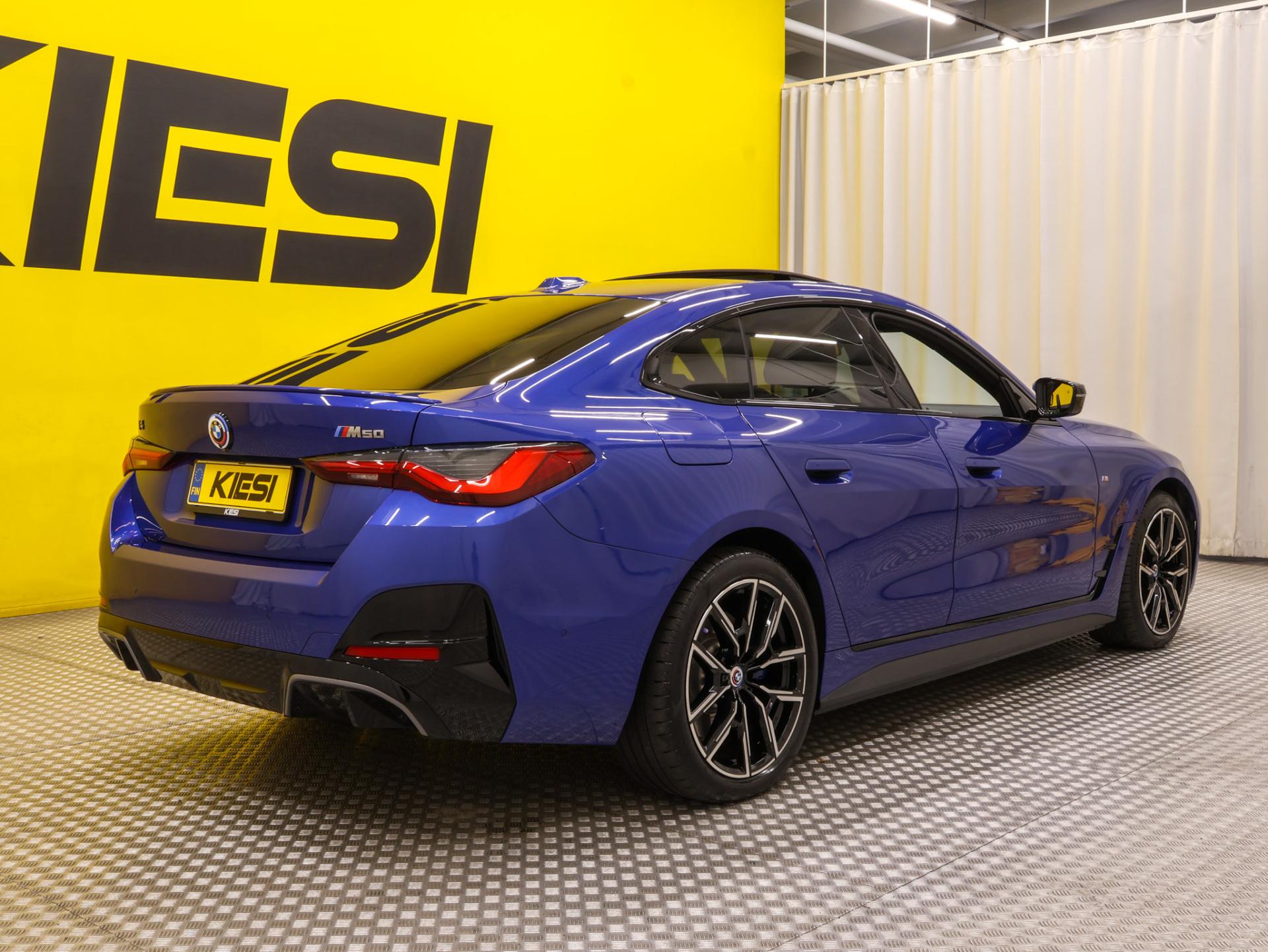 Pienoiskuva 3: 2023 BMW i4 M50