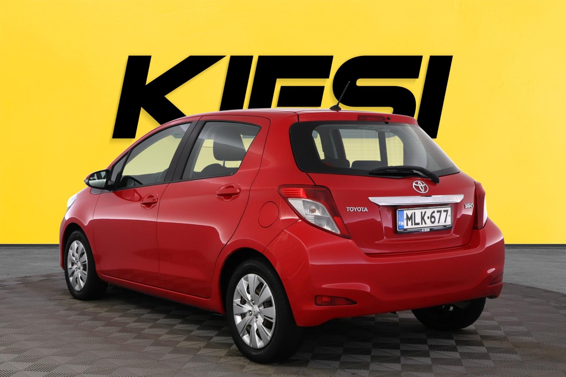 Toyota Yaris 2013, photo 5/31