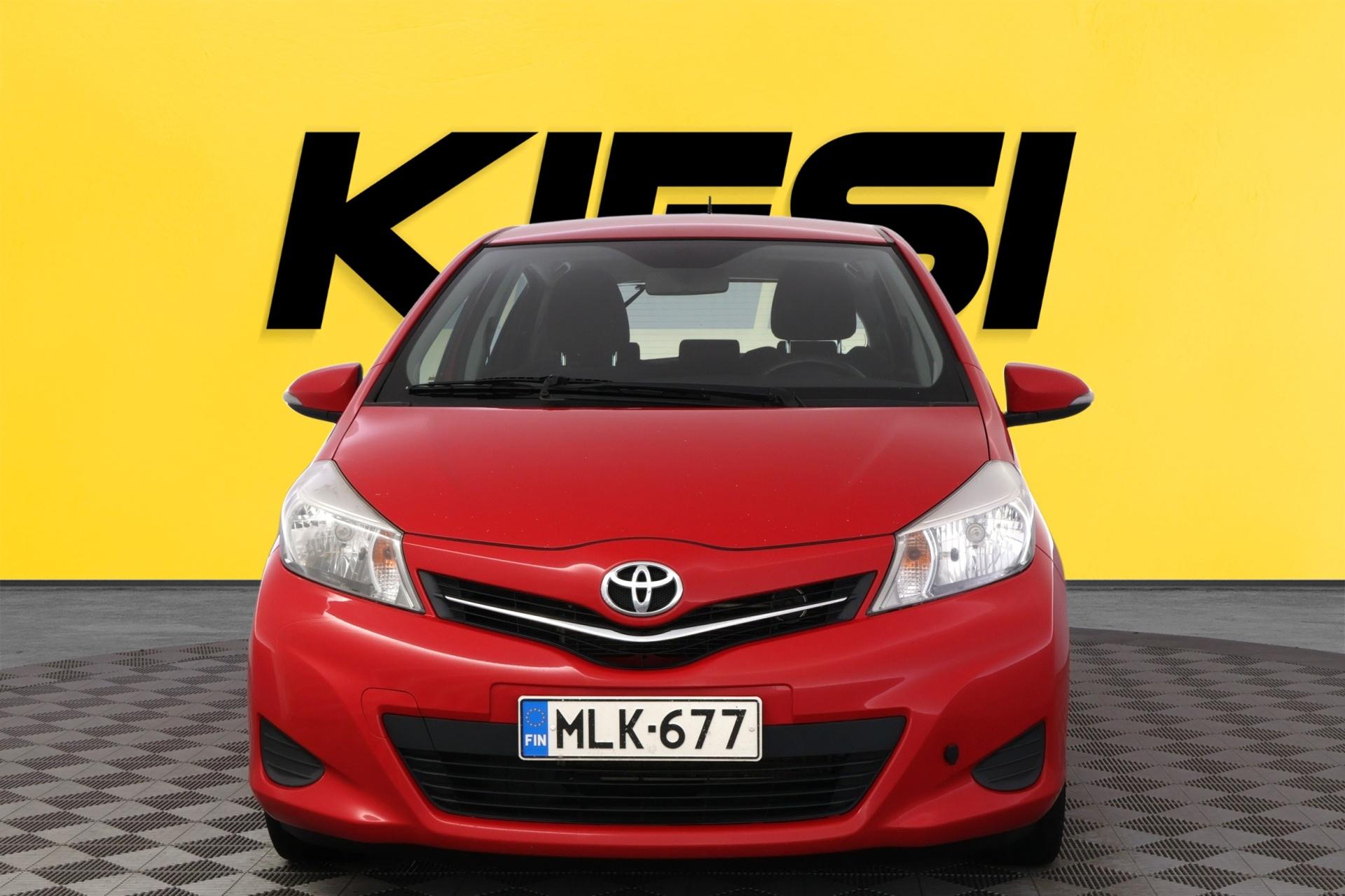 Toyota Yaris 2013, photo 7/31