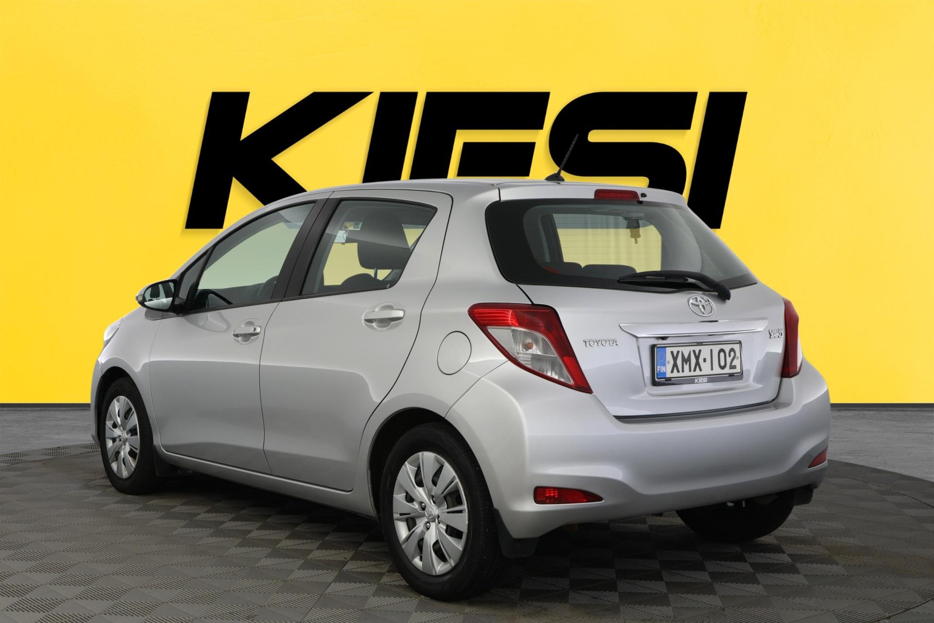 Toyota Yaris 2013, photo 5/30