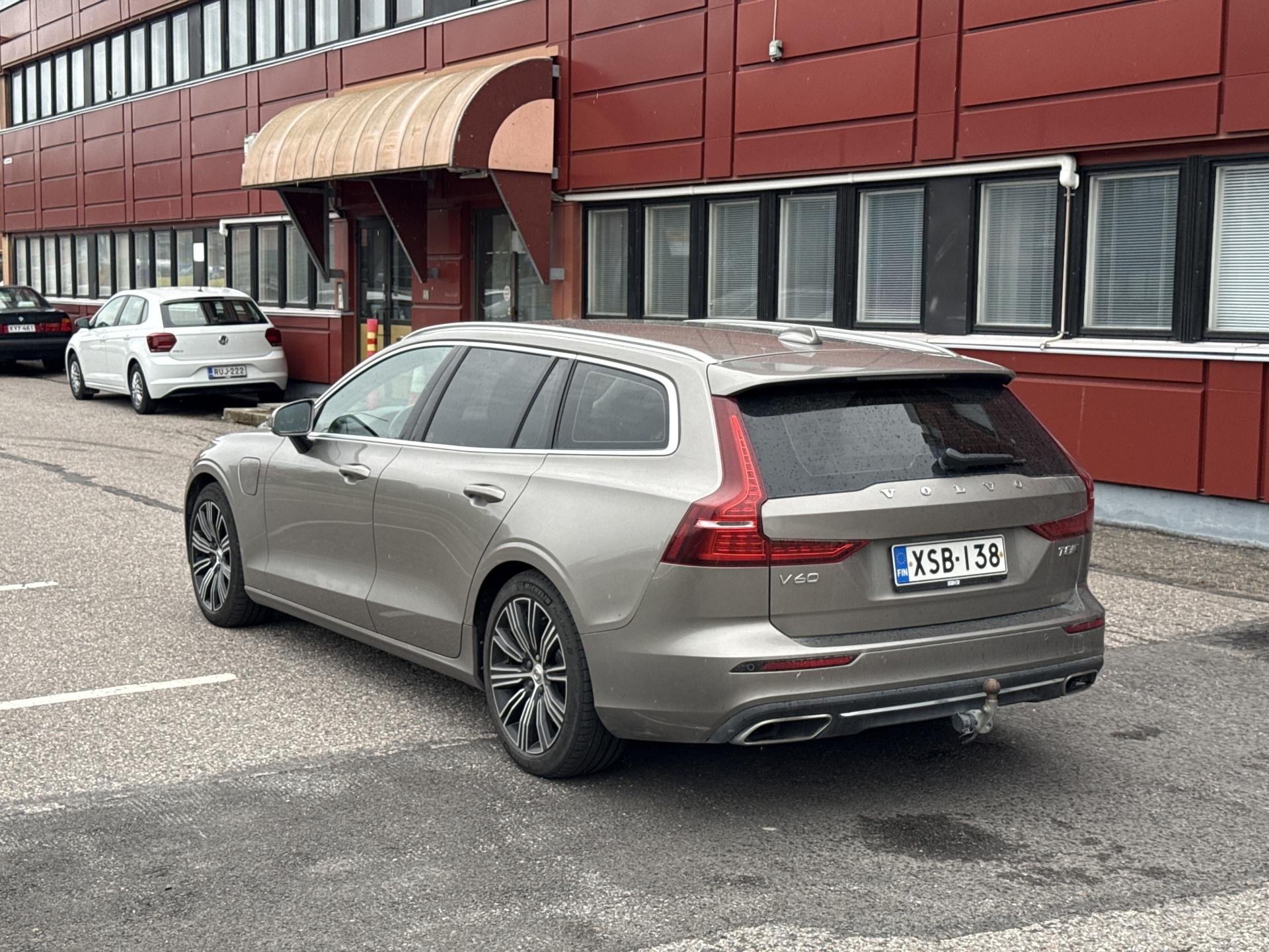 Näytä kaikki kuvat: 2019 Volvo V60