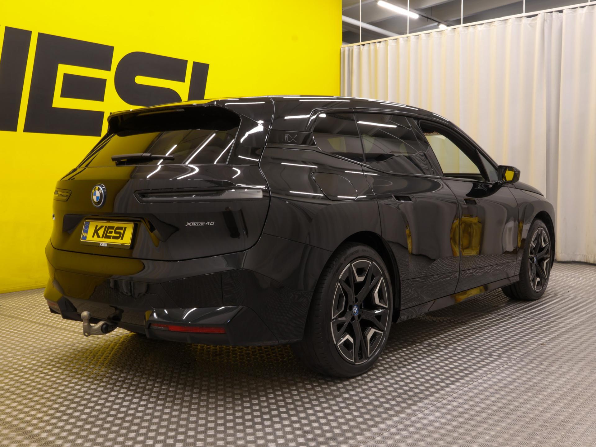 Pienoiskuva 3: 2022 BMW iX