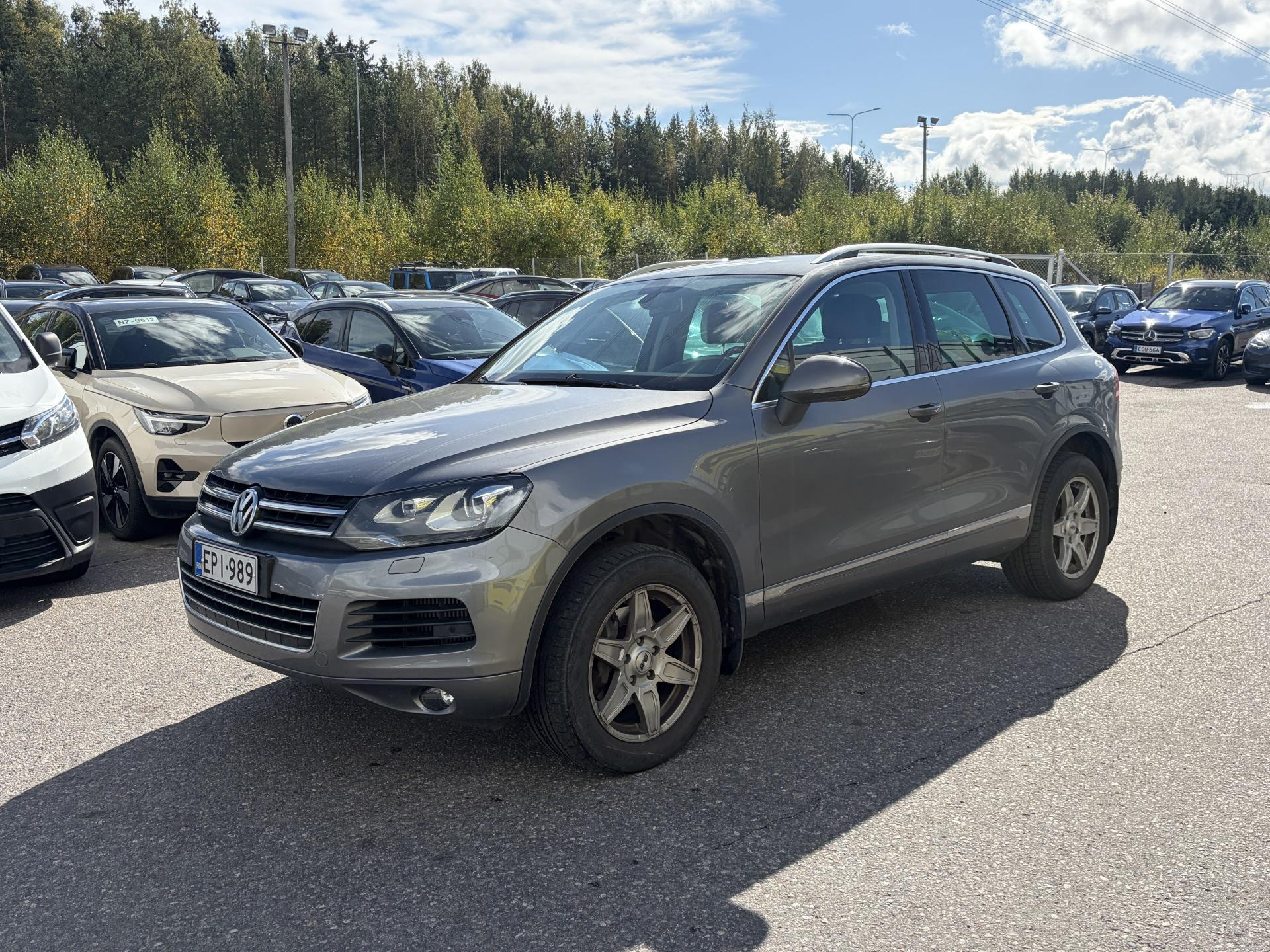 Pienoiskuva 3: 2011 Volkswagen Touareg