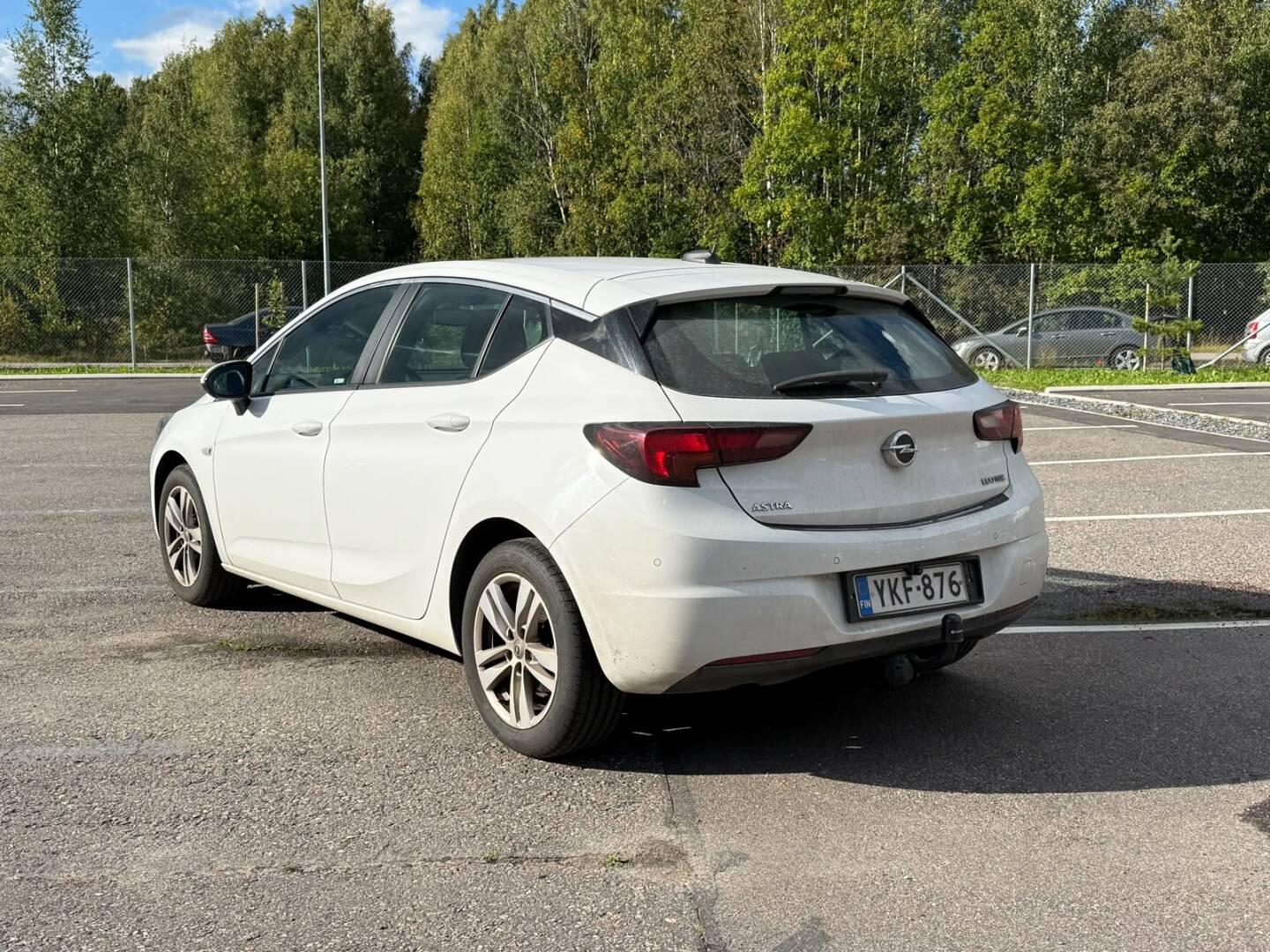 Näytä kaikki kuvat: 2018 Opel Astra