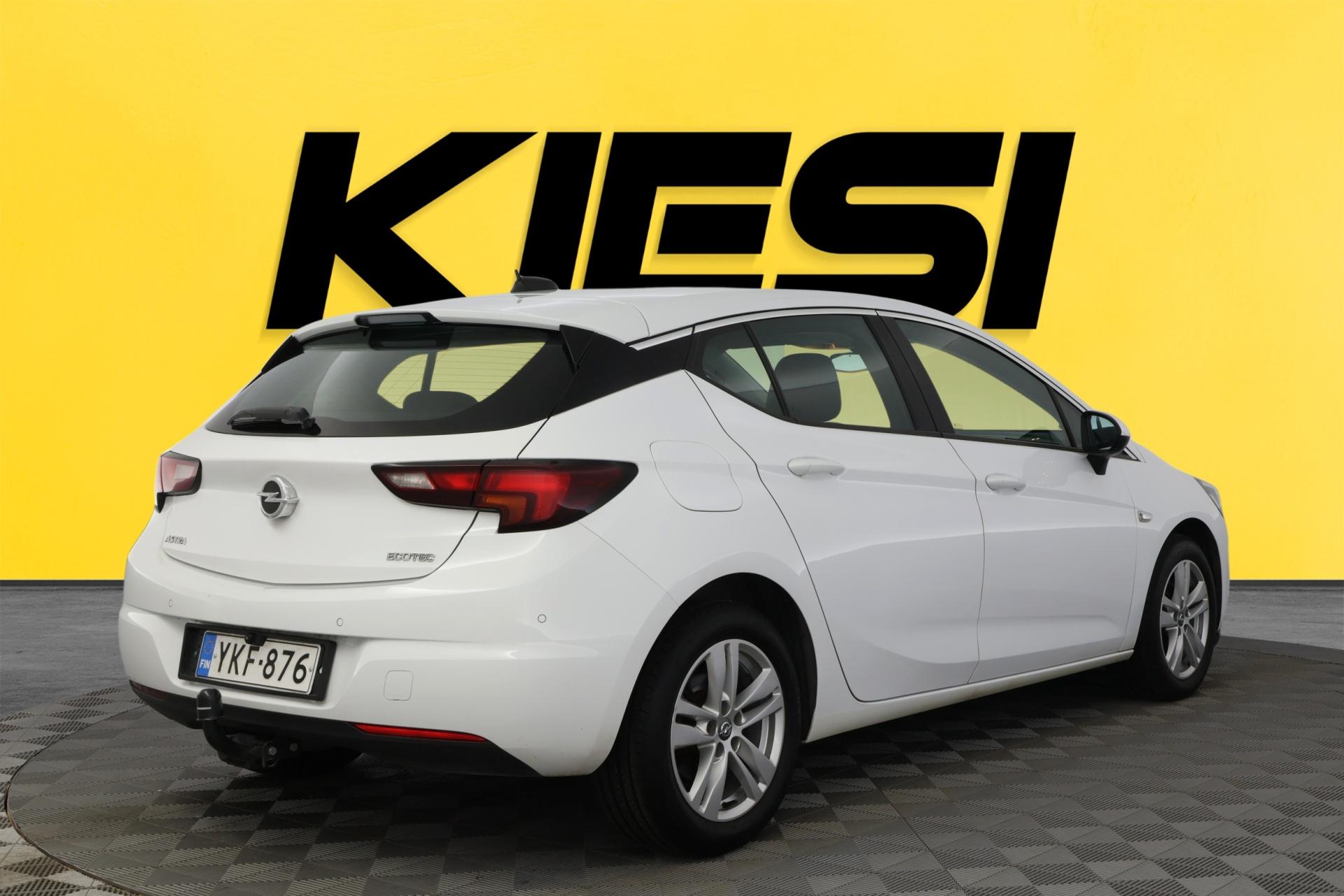 Opel Astra 2018, photo 3/28