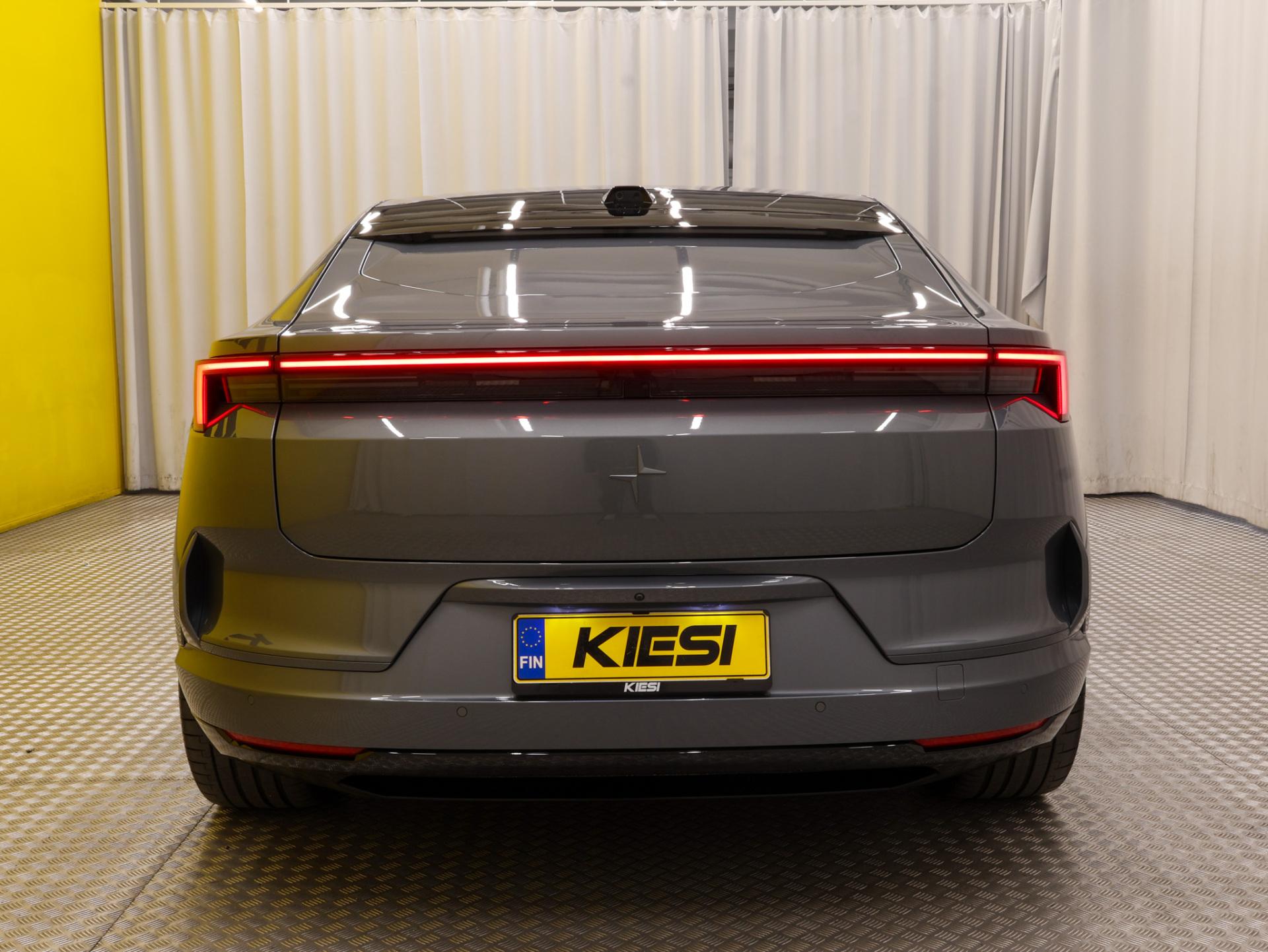 Polestar 4 2025, photo 4/39