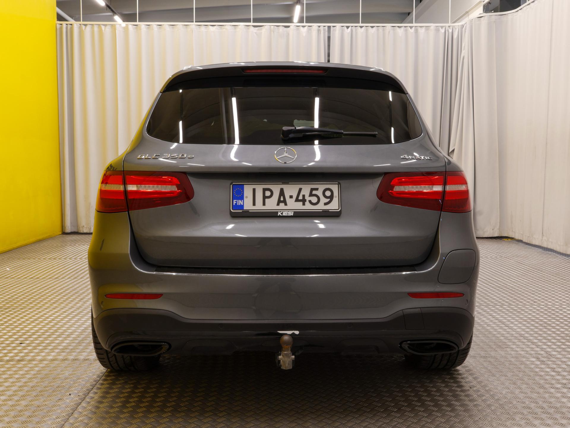 Näytä kaikki kuvat: 2017 Mercedes-Benz GLC