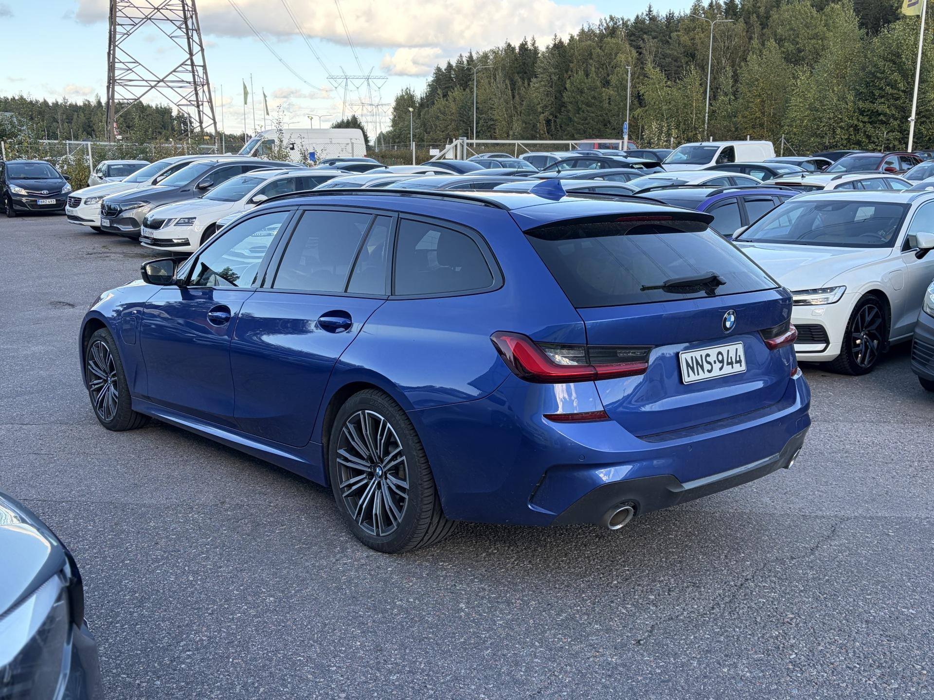 BMW 330 2020, kuva 5/31
