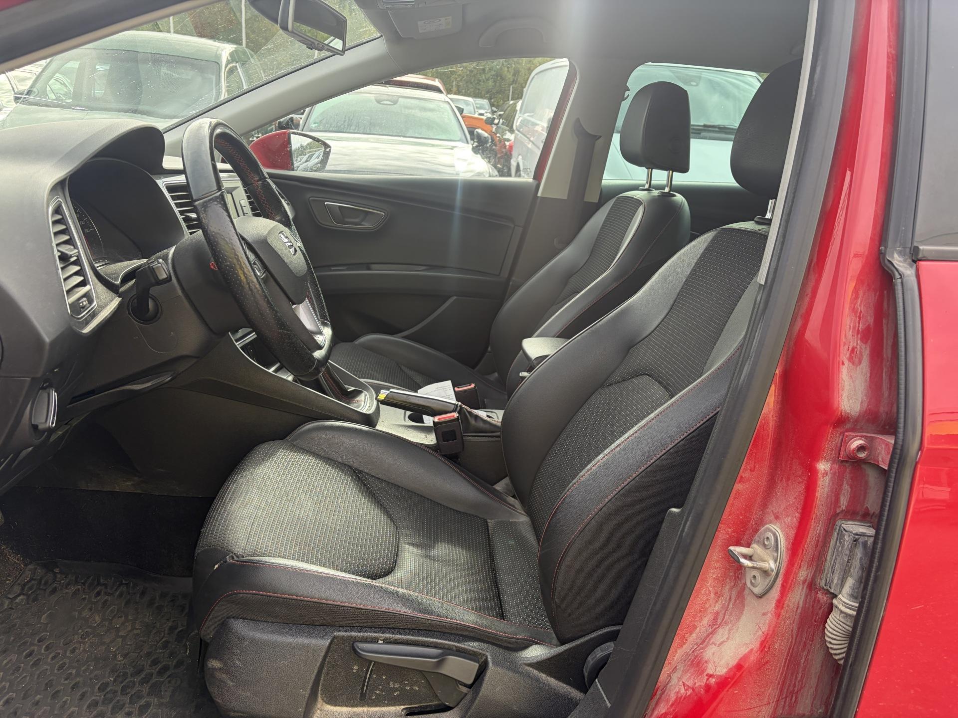 Seat Leon ST 1,4 TSI 150 ACT FR 2016, kuva 7/36