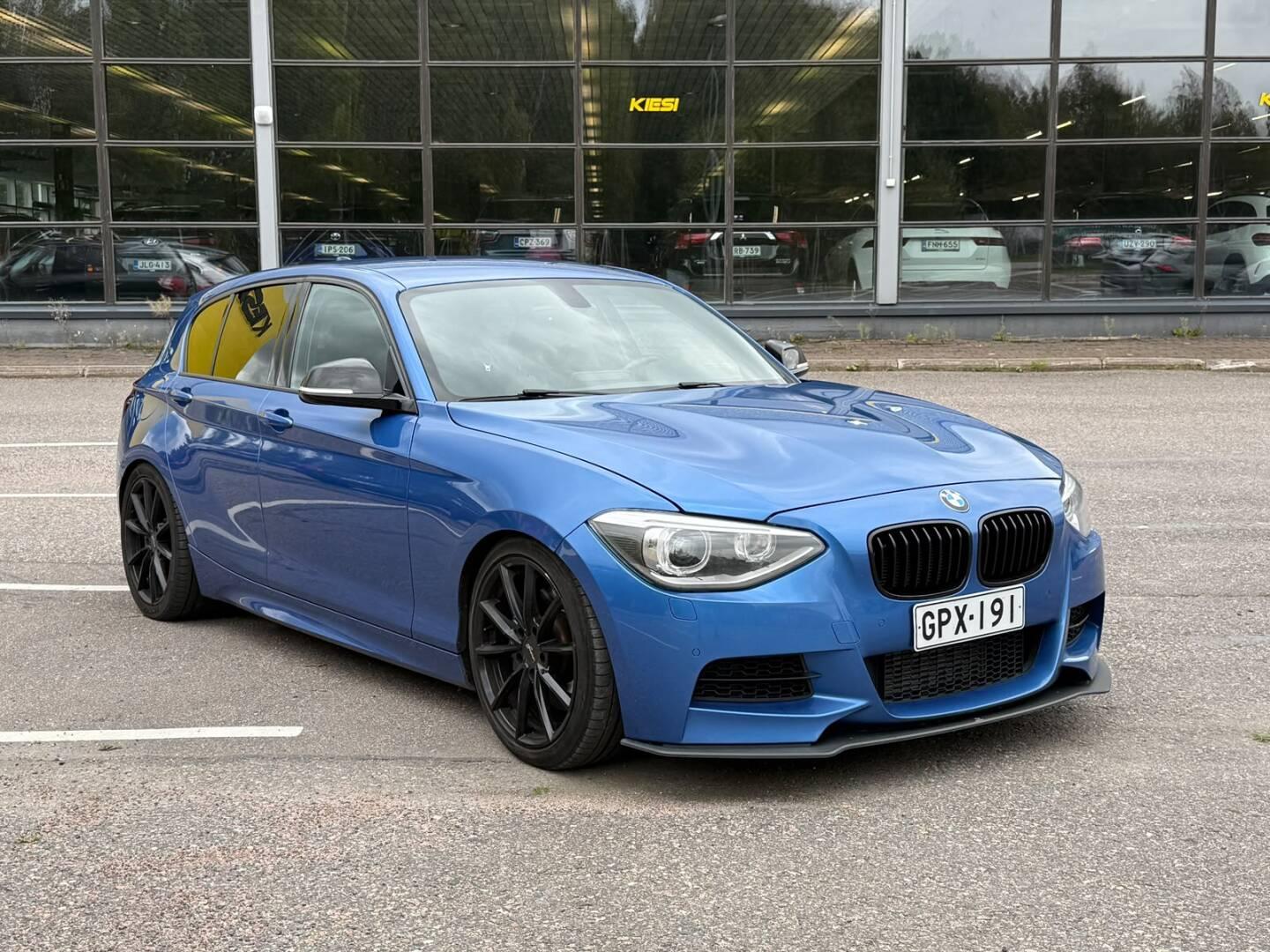 Pienoiskuva 3: 2013 BMW M135i