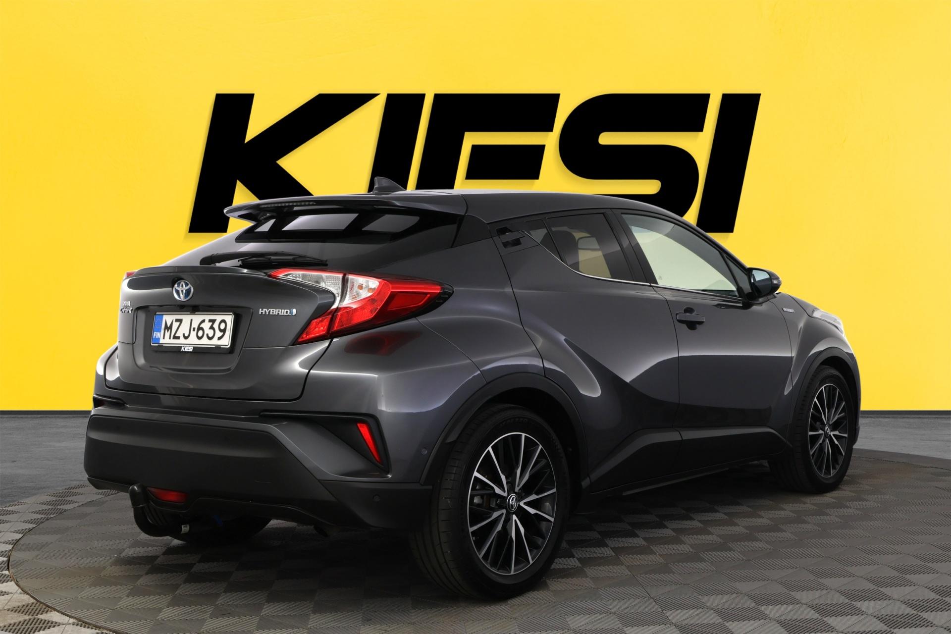 Toyota C-HR 1,8 Hybrid Style 2017, kuva 3/33