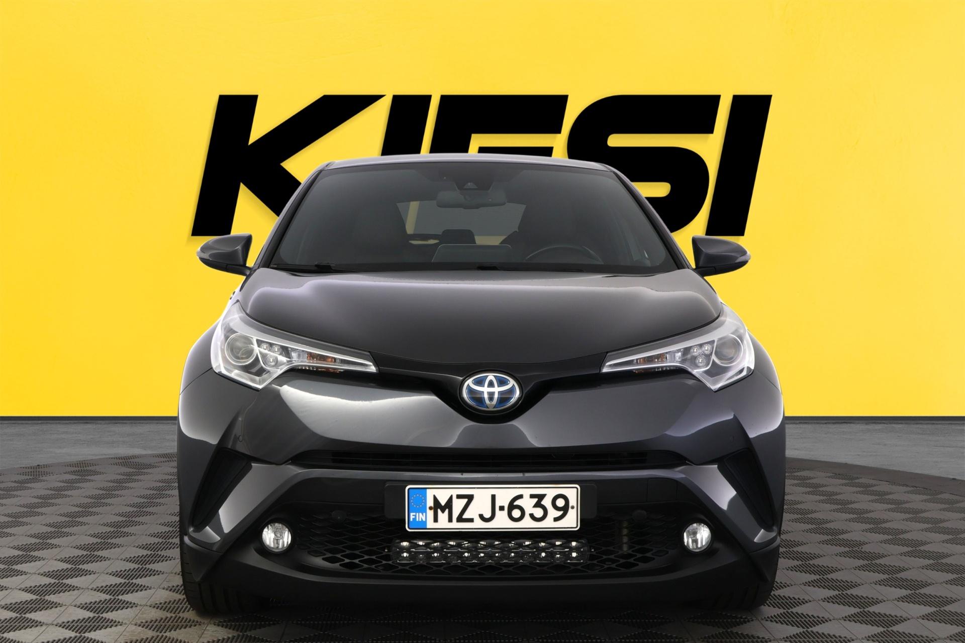 Toyota C-HR 1,8 Hybrid Style 2017, kuva 7/33