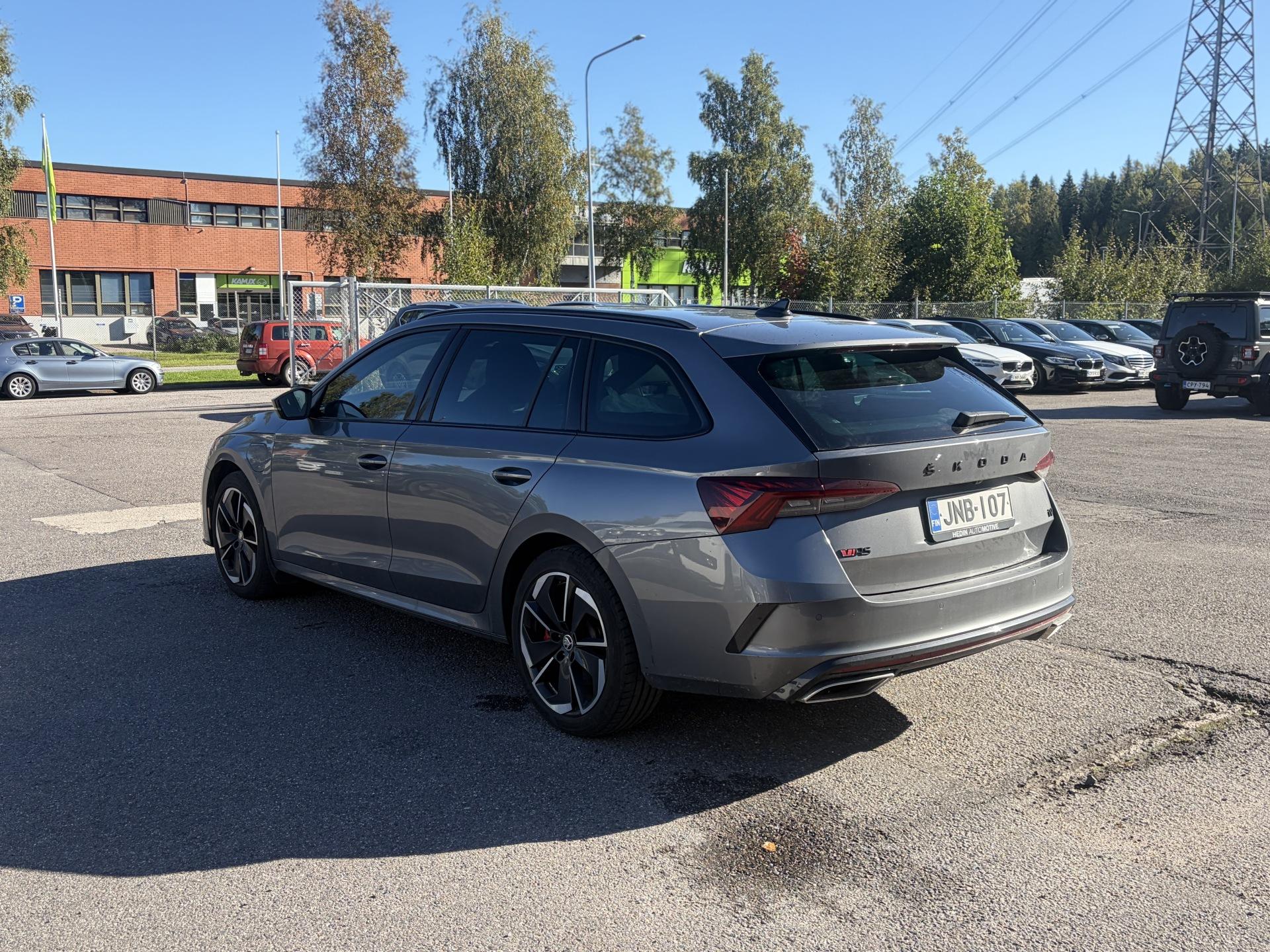 Skoda Octavia 2024, photo 5/30
