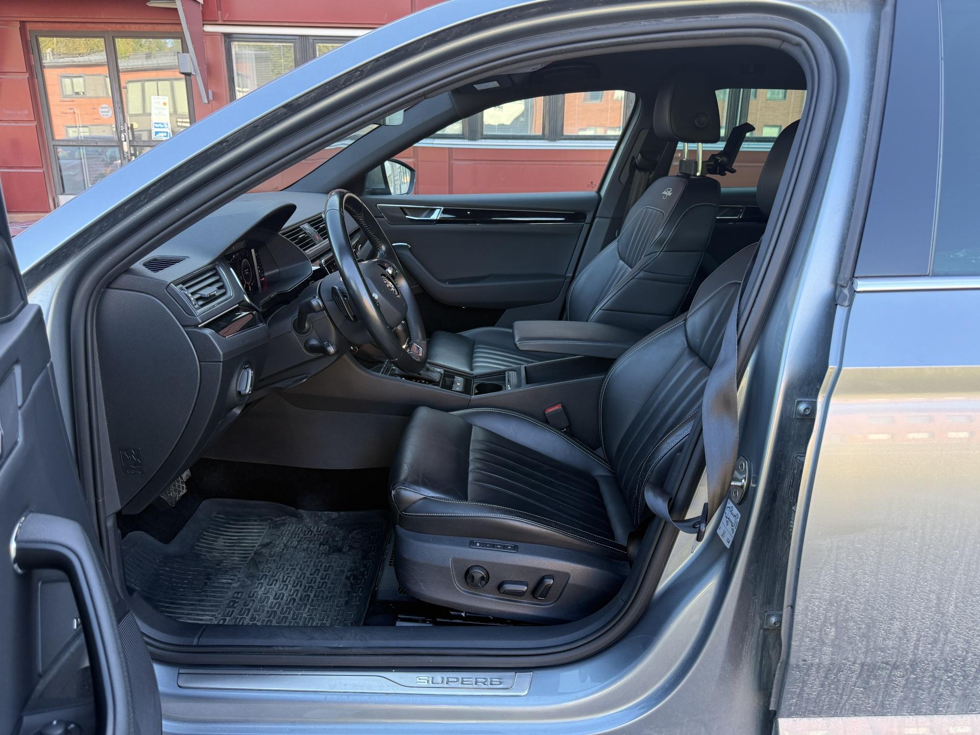 Skoda Superb 2020, kuva 7/34