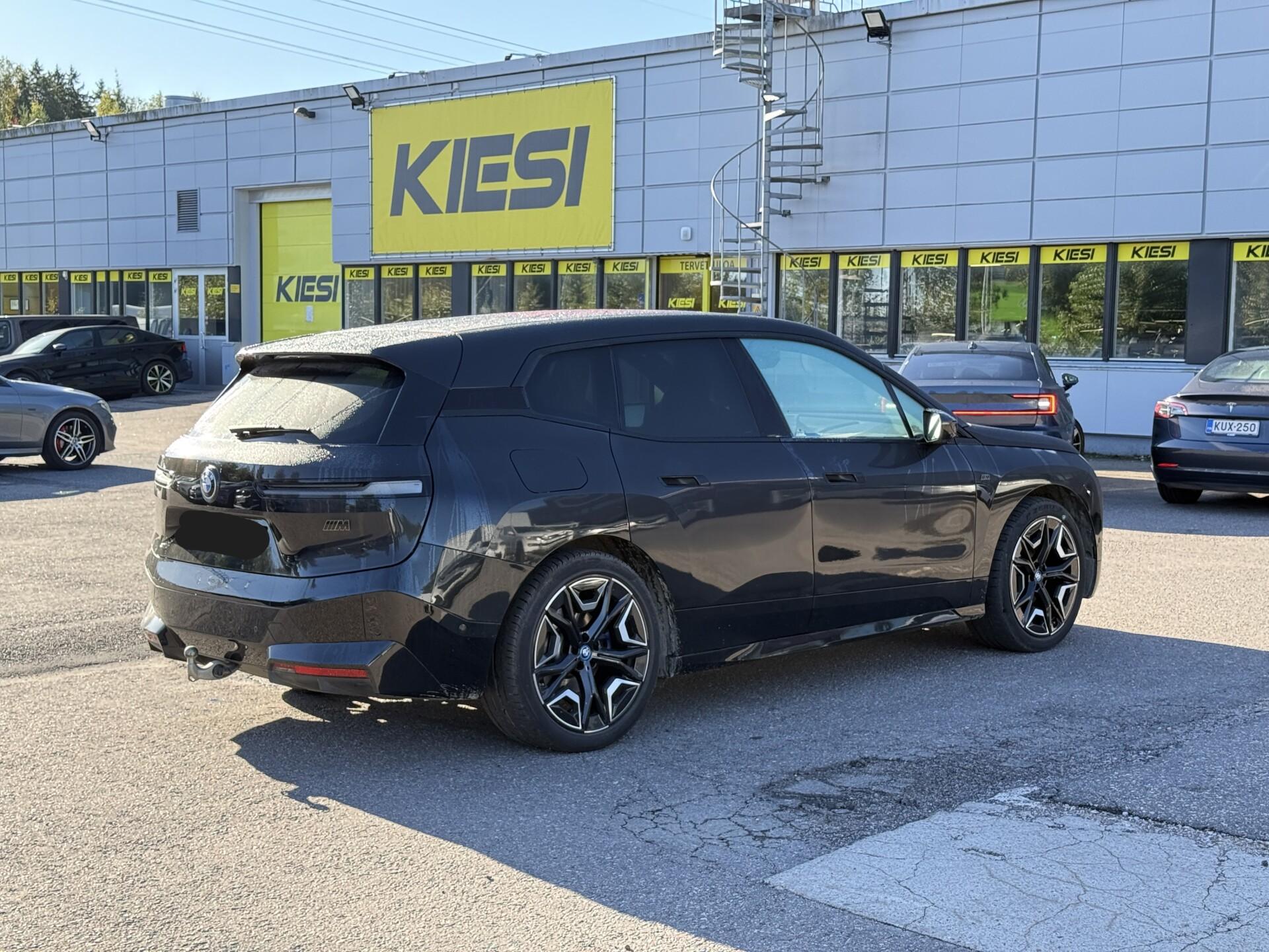 Näytä kaikki kuvat: 2022 BMW iX