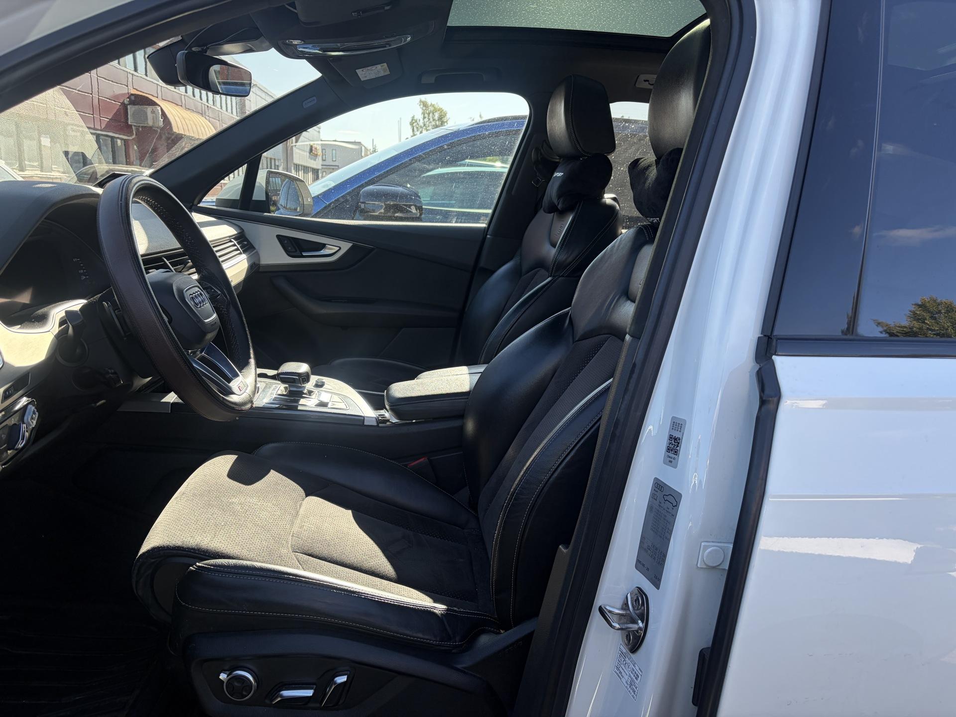 Audi Q7 2016, kuva 7/30