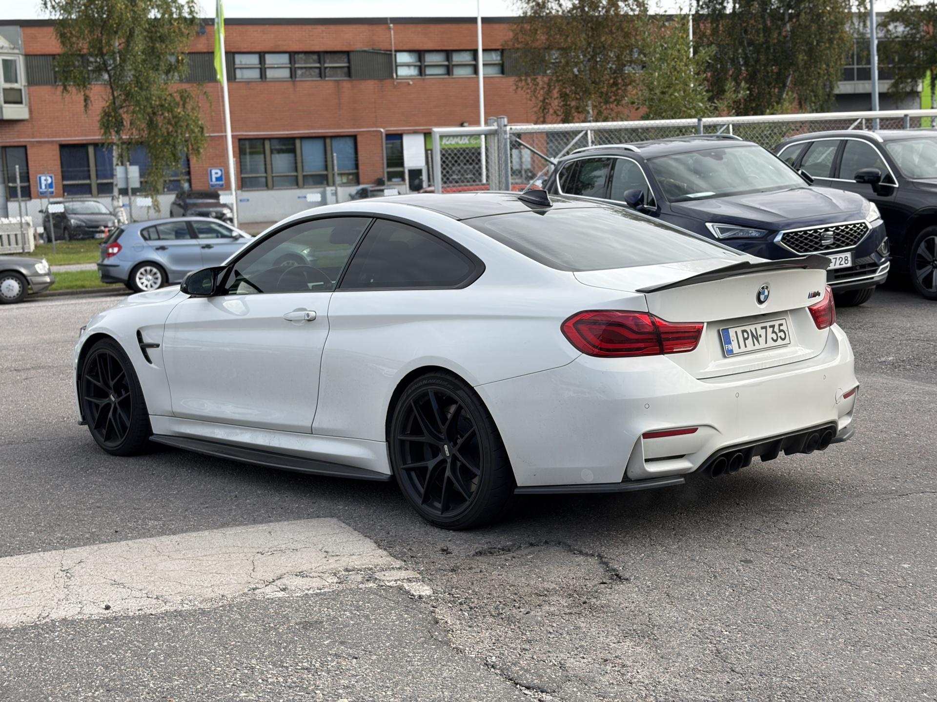 BMW M4 F82 Coupe DCT A 2014, kuva 6/25