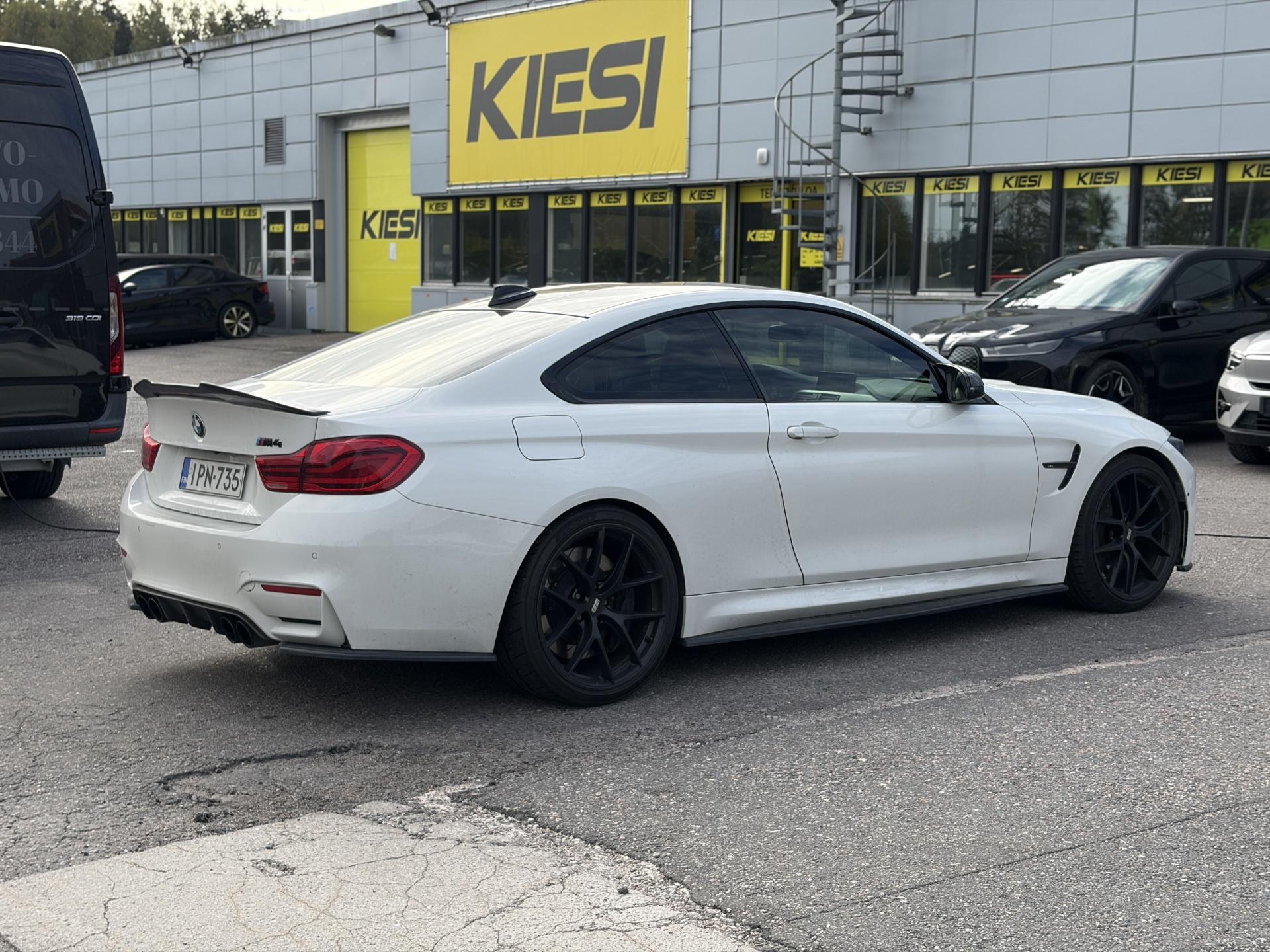 BMW M4 F82 Coupe DCT A 2014, kuva 5/25