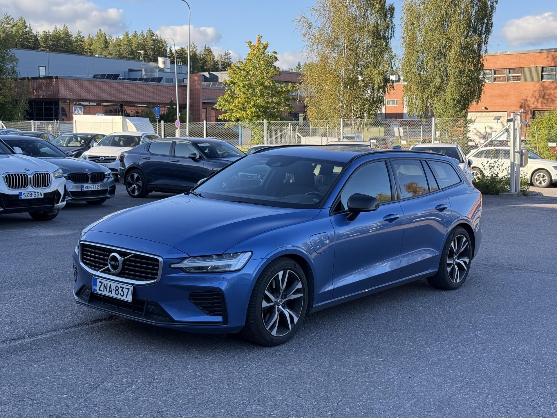 Pienoiskuva 3: 2020 Volvo V60