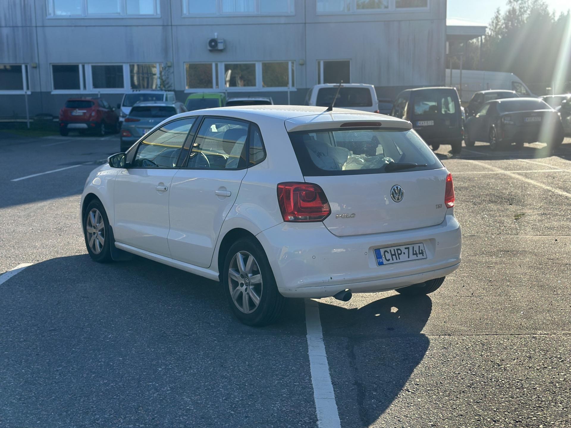 Volkswagen Polo 2011, photo 5/27