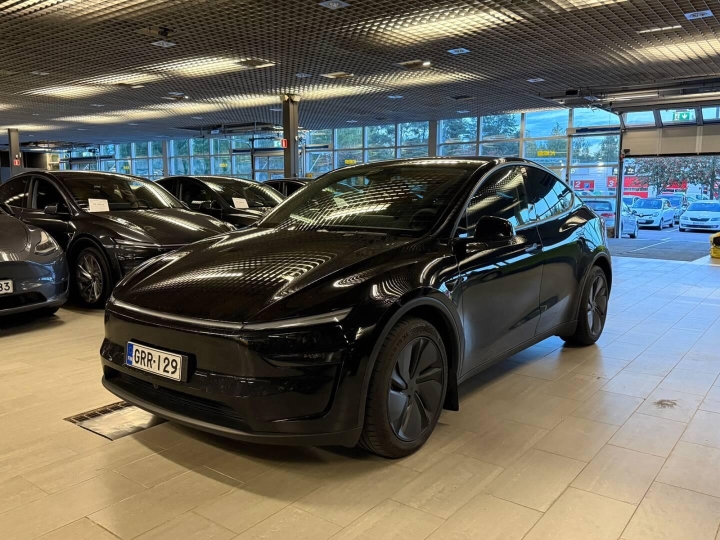 Tesla Model Y Long Range RWD Juniper 2025, kuva 3/14