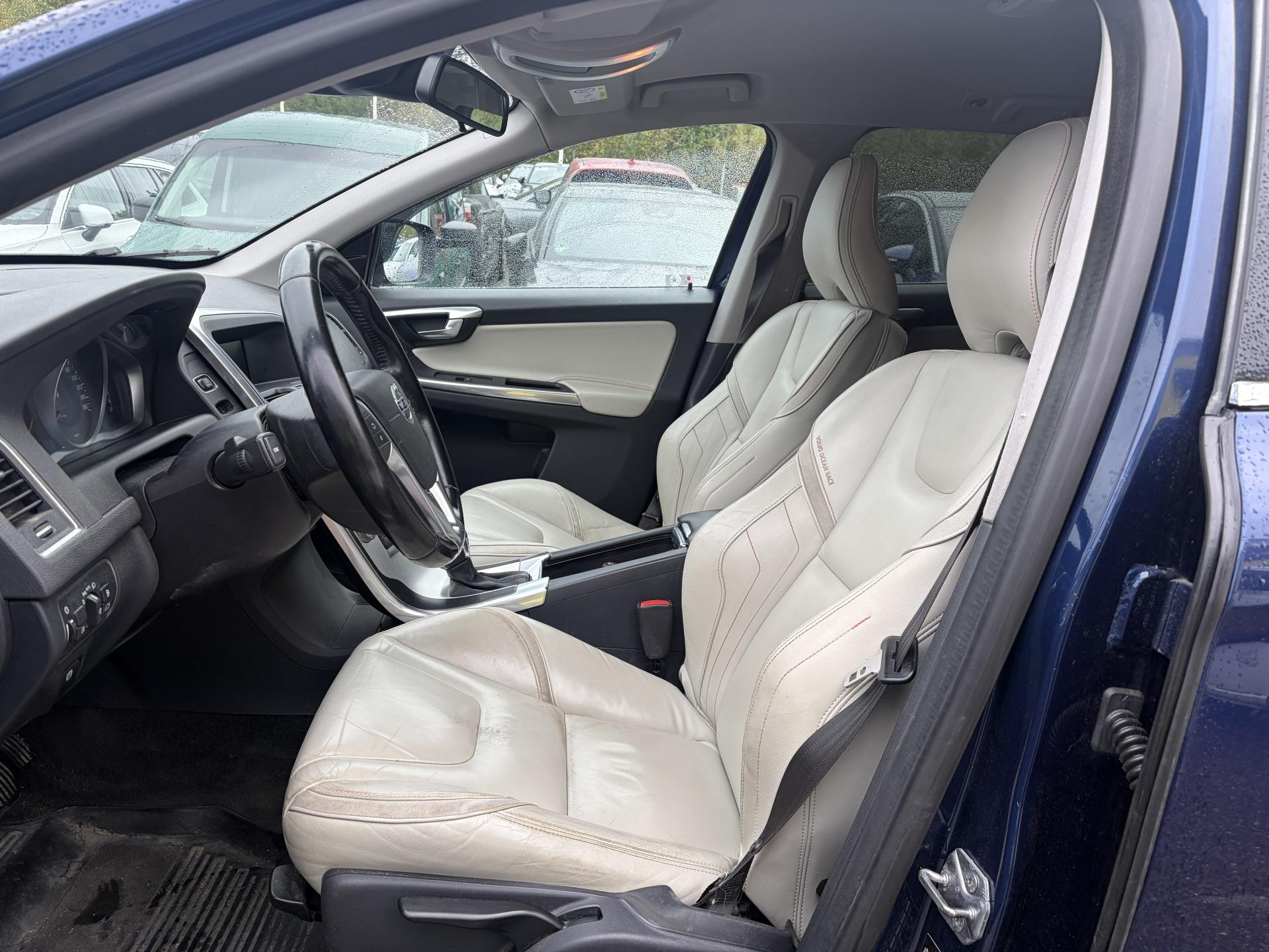 Volvo XC60 D4 Volvo Ocean Race 2015, kuva 7/32