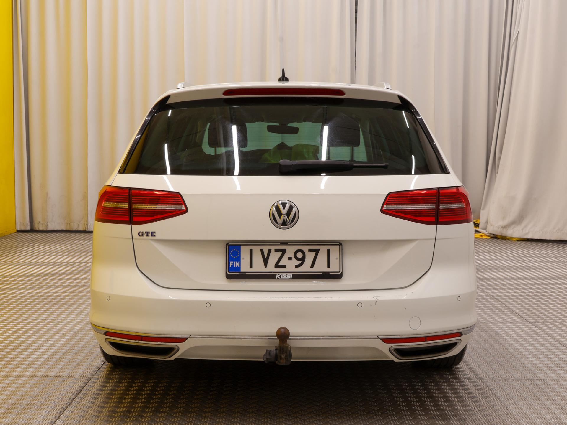 Näytä kaikki kuvat: 2017 Volkswagen Passat