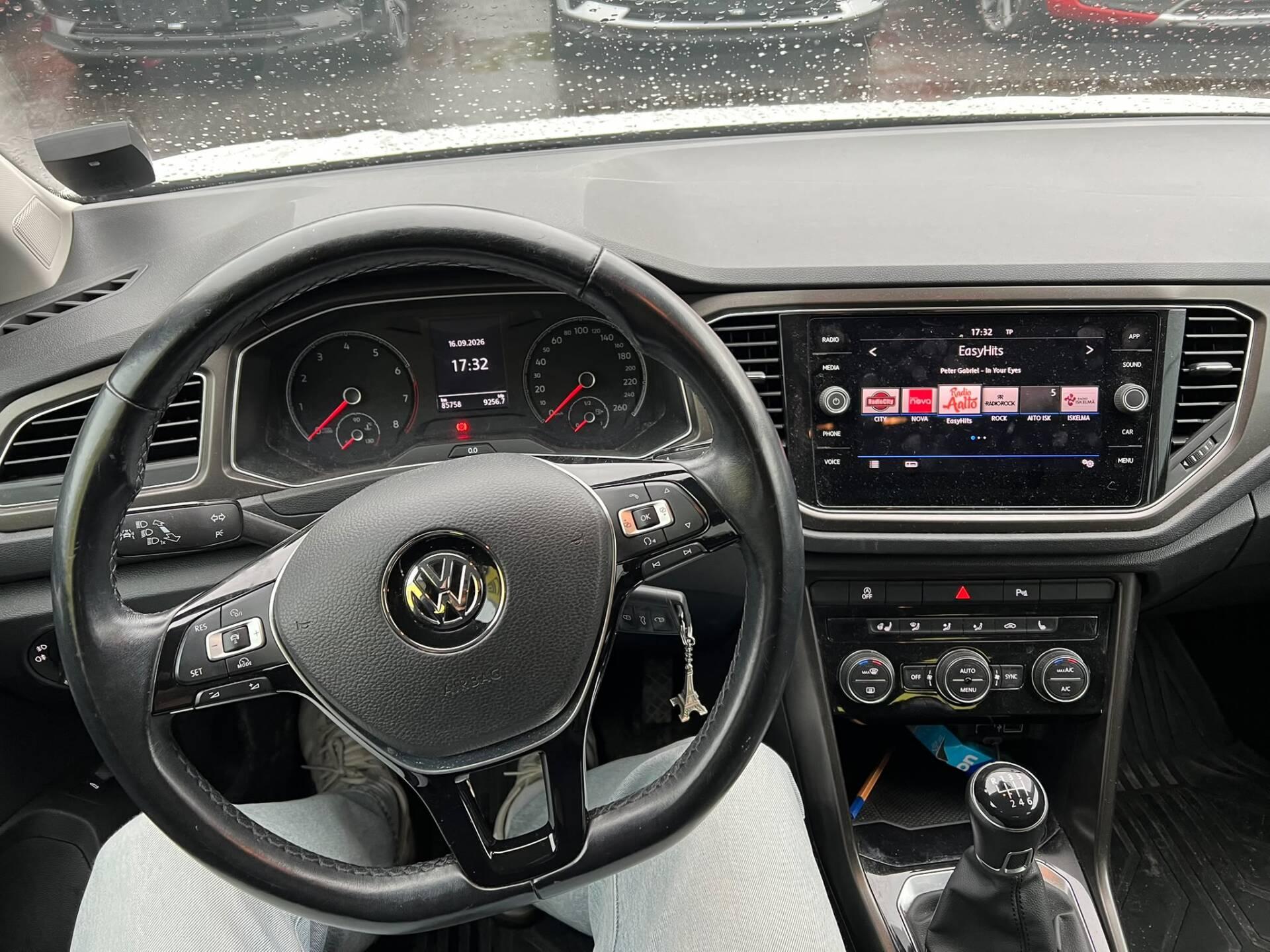 Volkswagen T-Roc 2018, kuva 7/11