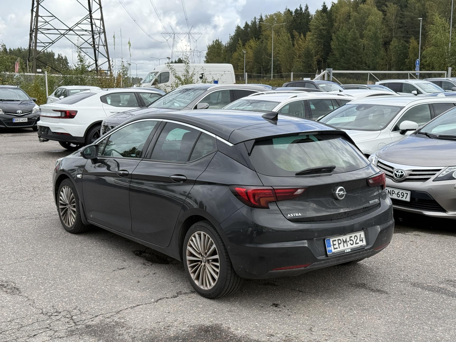 Näytä kaikki kuvat: 2018 Opel Astra
