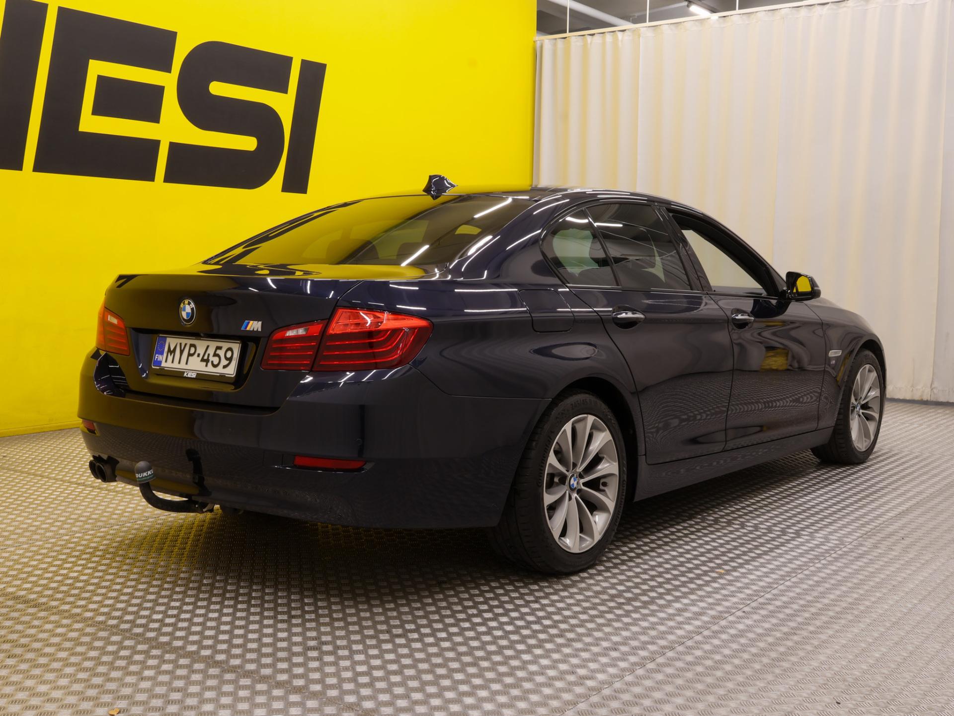 Pienoiskuva 3: 2015 BMW 530