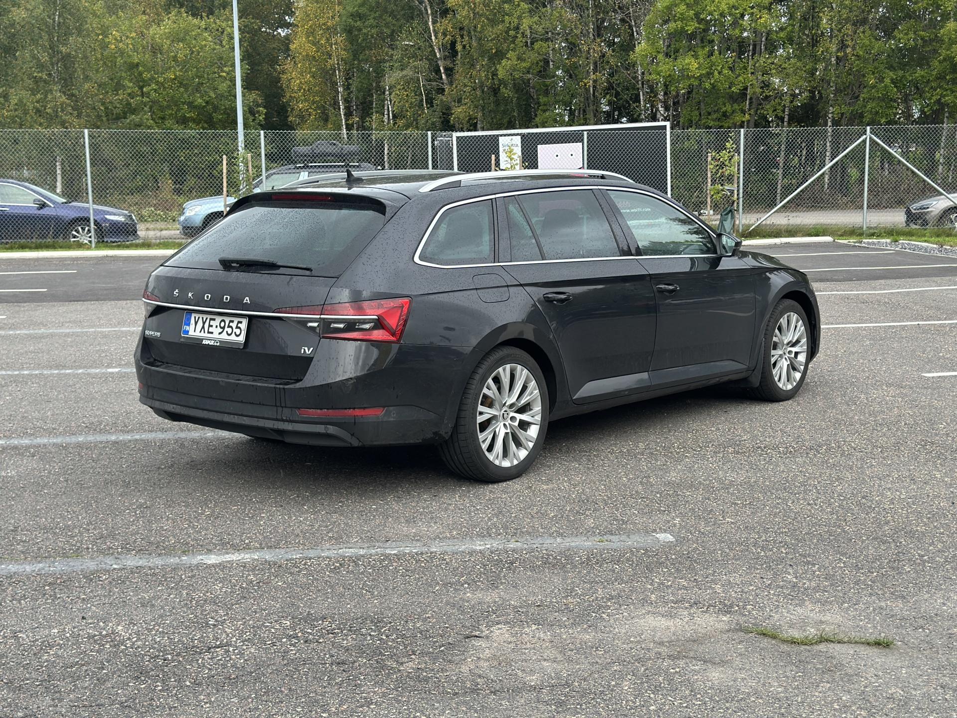 Näytä kaikki kuvat: 2020 Skoda Superb