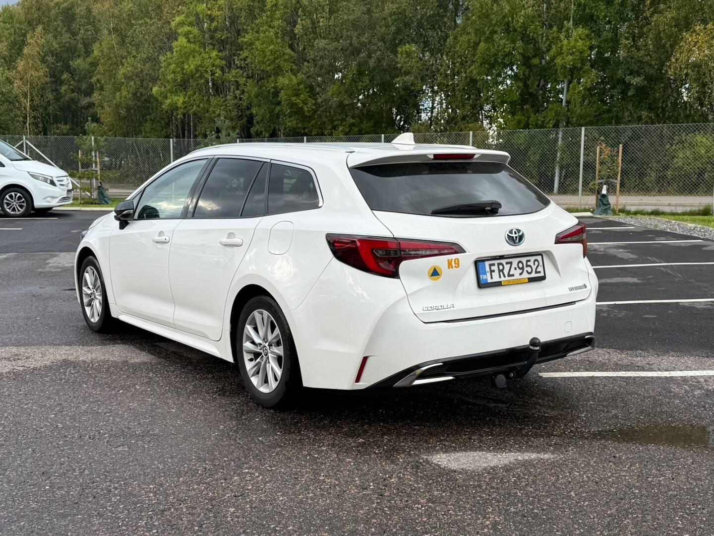 Näytä kaikki kuvat: 2024 Toyota Corolla