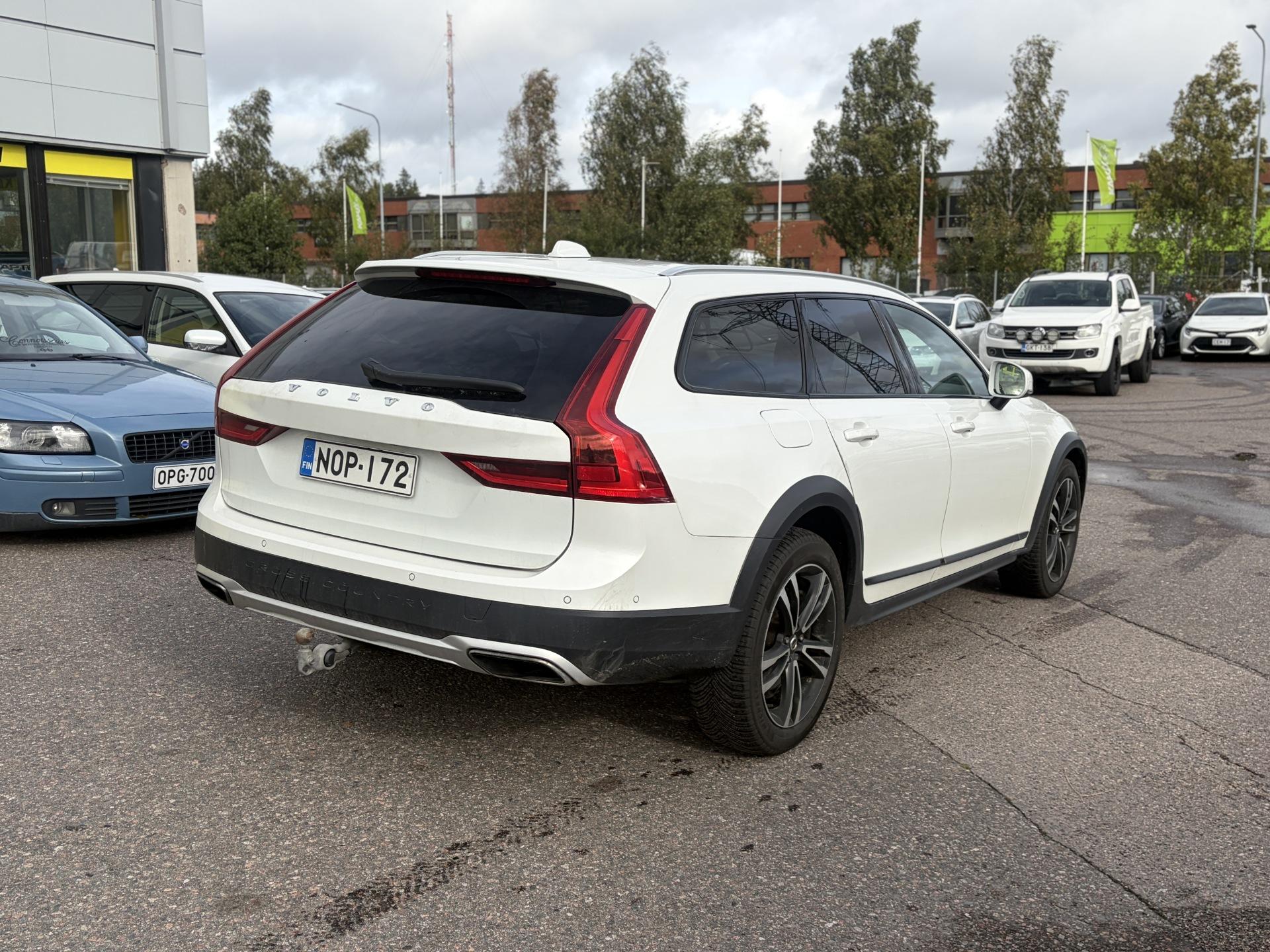Volvo V90 Cross Country 2017, kuva 5/32