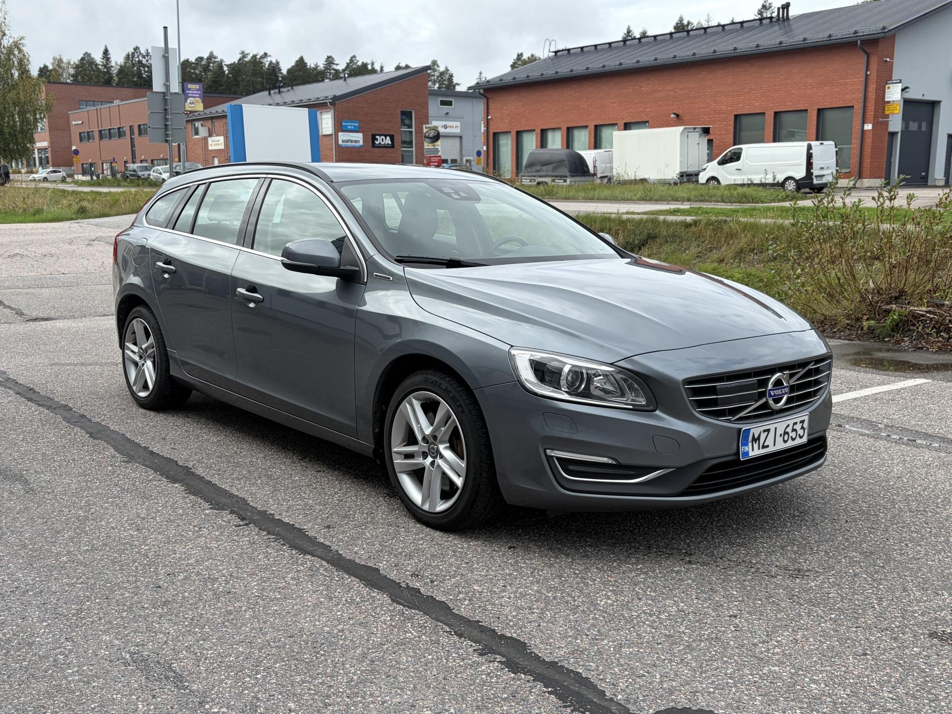 Pienoiskuva 2: 2018 Volvo V60