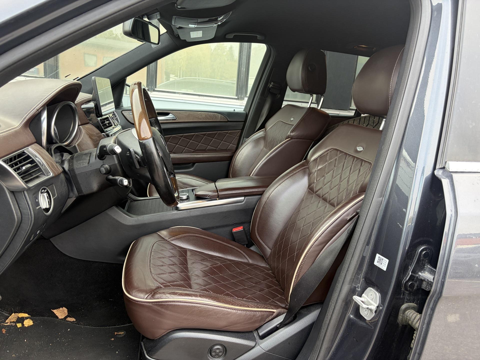 Mercedes-Benz ML 2012, kuva 7/33