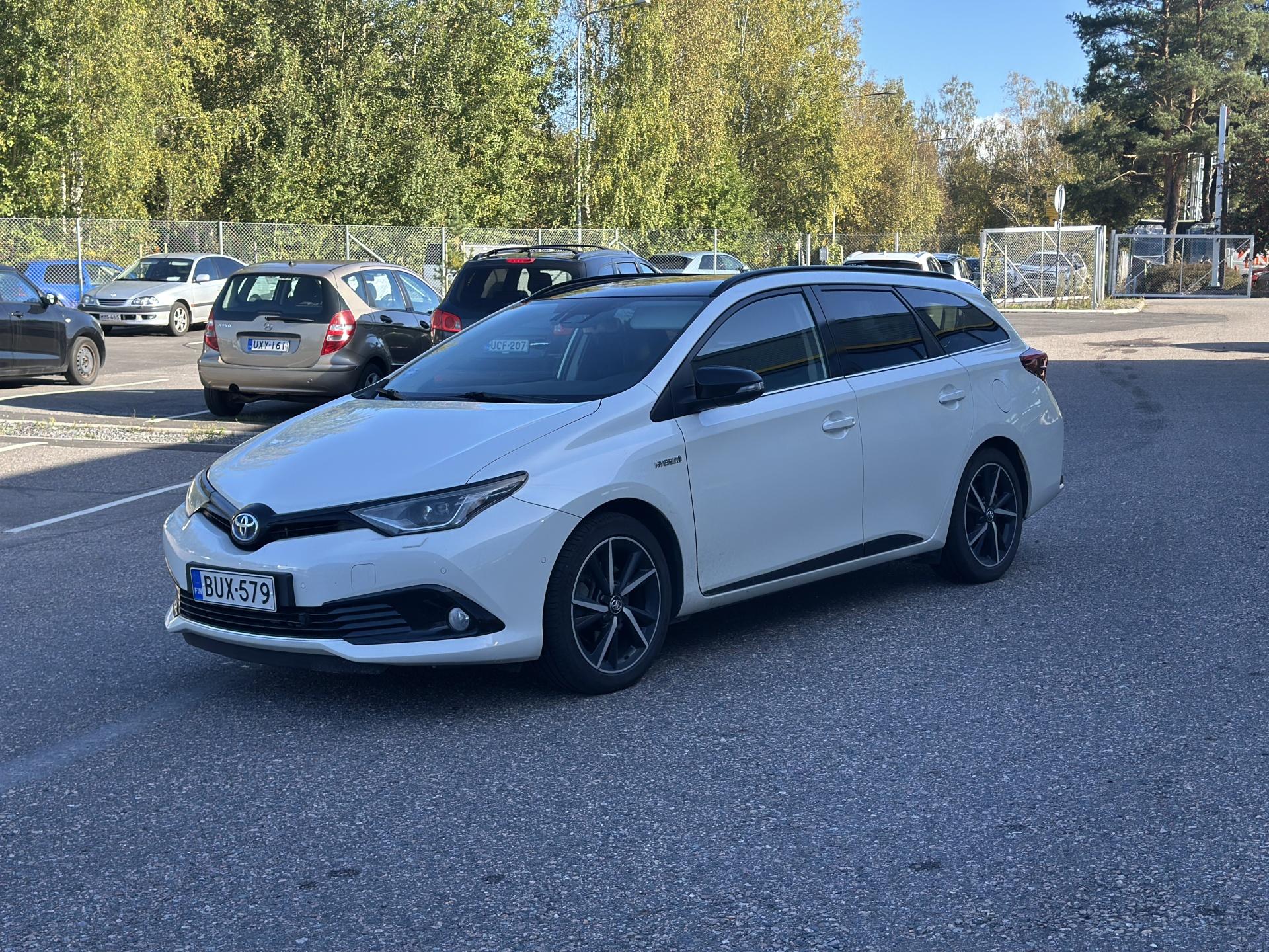 Pienoiskuva 3: 2018 Toyota Auris