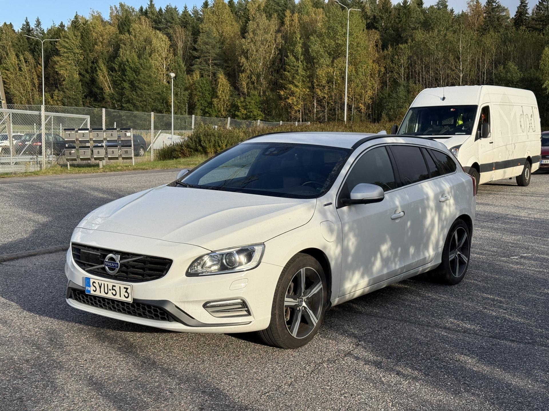 Pienoiskuva 3: 2017 Volvo V60