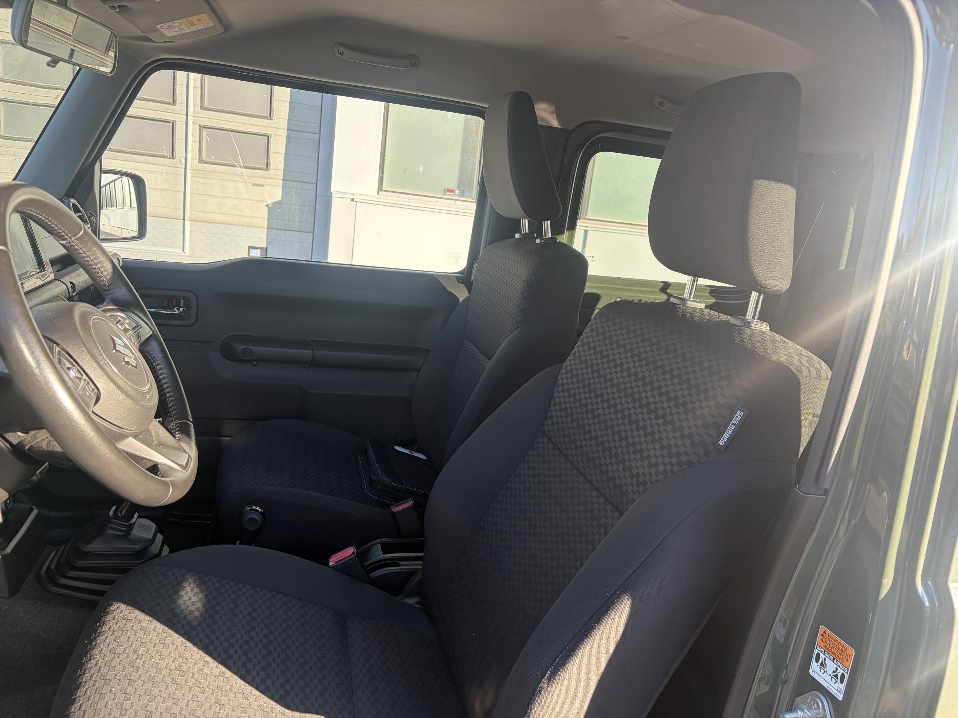 Suzuki Jimny 1,5 VVT 4WD 5MT GLX+ 2020, kuva 7/27