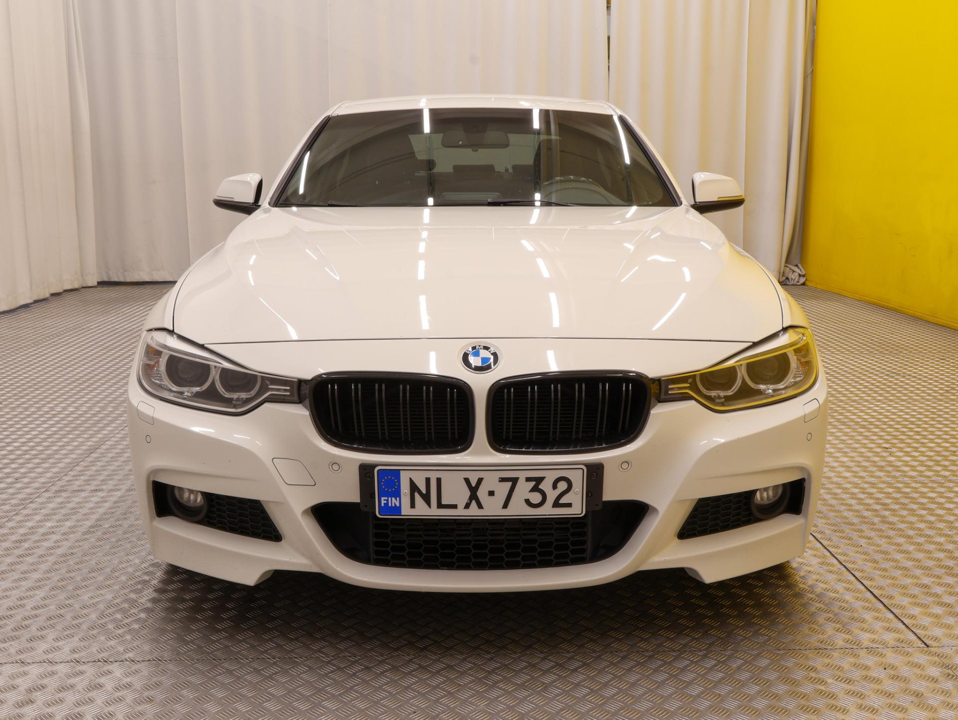 BMW 320 F30 A xDrive M-Sport 2015, kuva 7/28