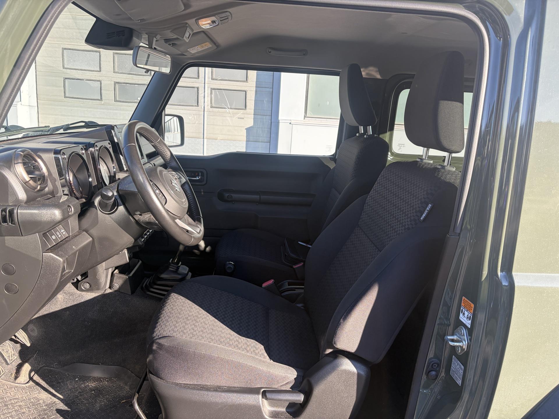 Suzuki Jimny 1,5 VVT 4WD 5MT GLX+ 2020, kuva 6/27