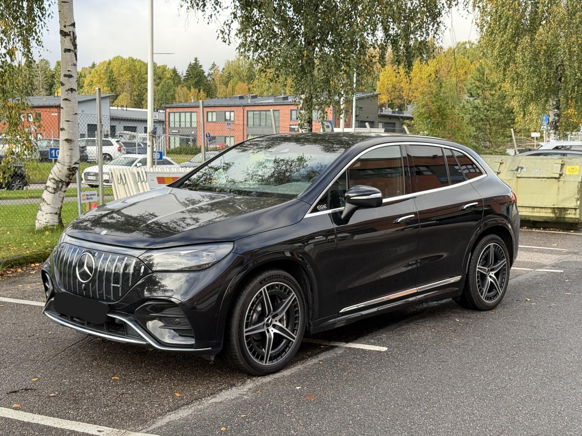 Pienoiskuva 3: 2024 Mercedes-Benz EQE SUV