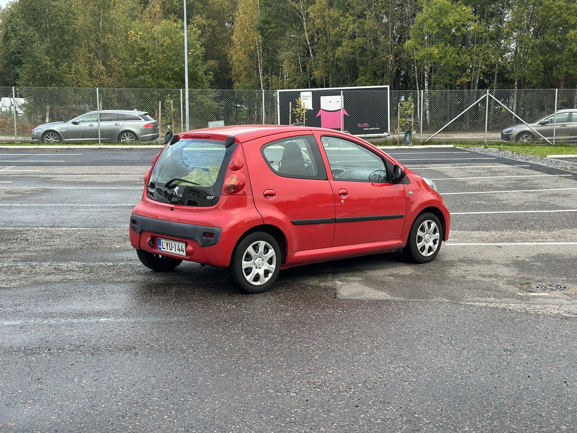 Näytä kaikki kuvat: 2009 Peugeot 107
