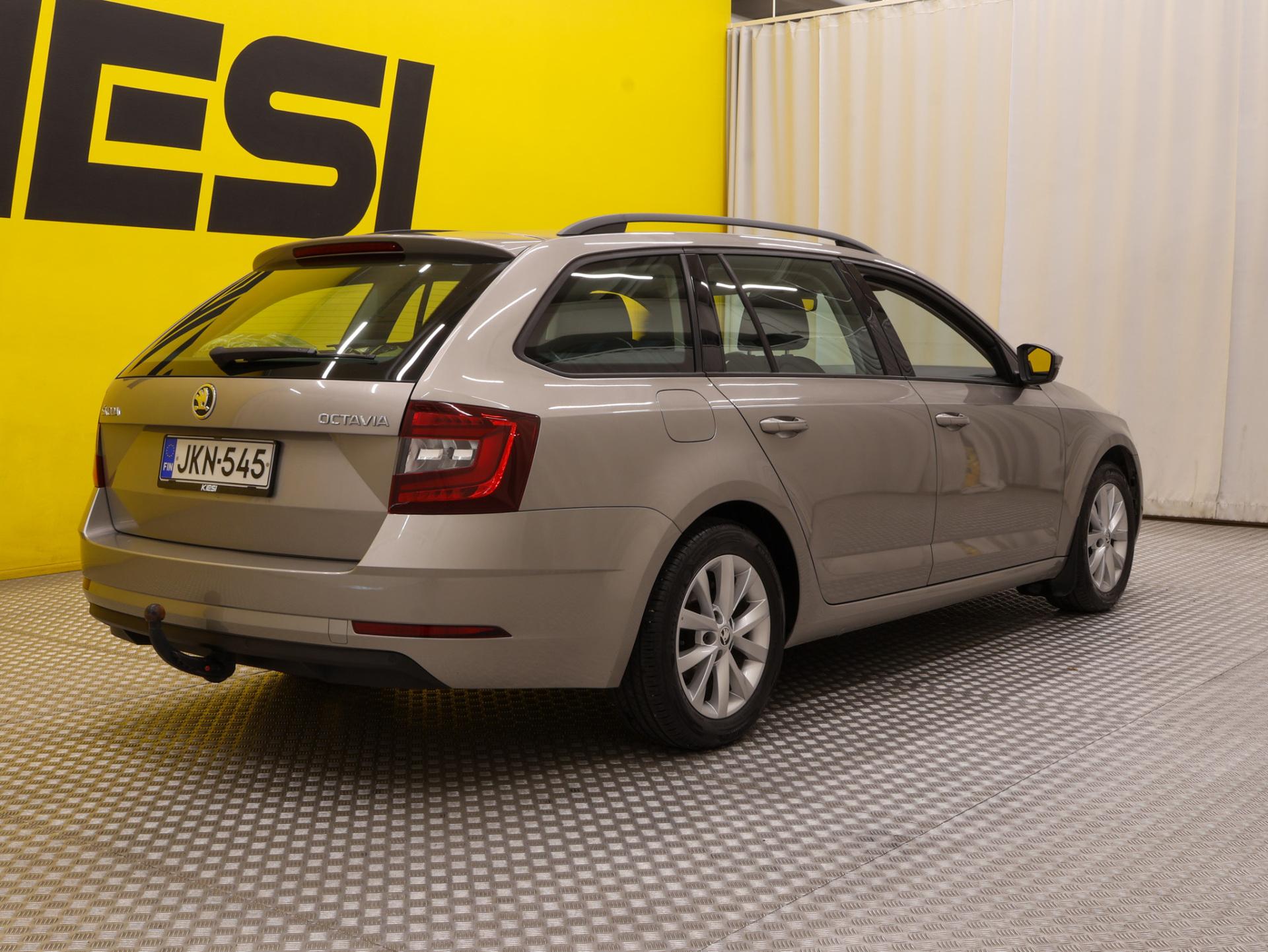 Skoda Octavia 2018, kuva 3/30
