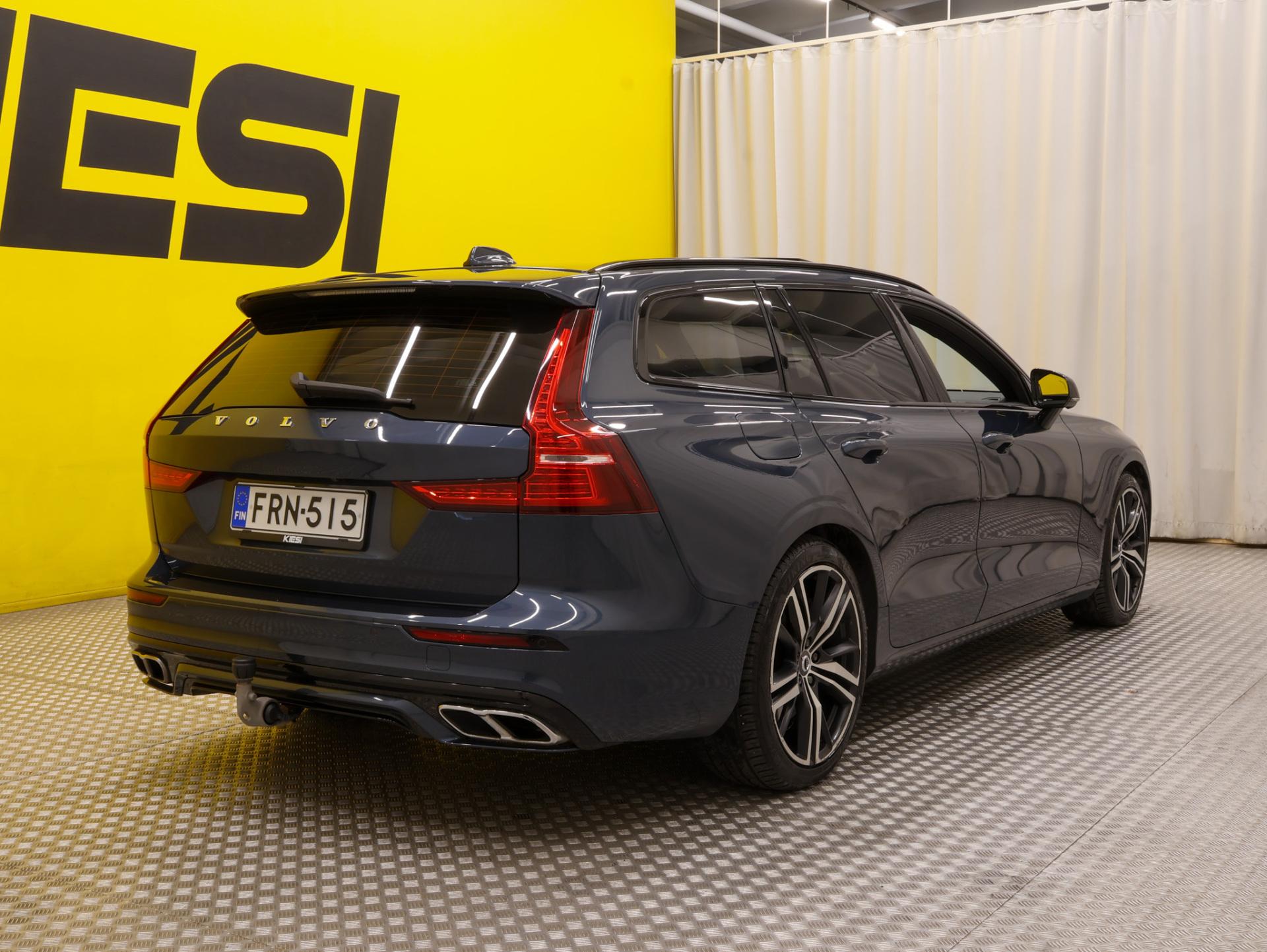 Volvo V60 2020, kuva 3/40