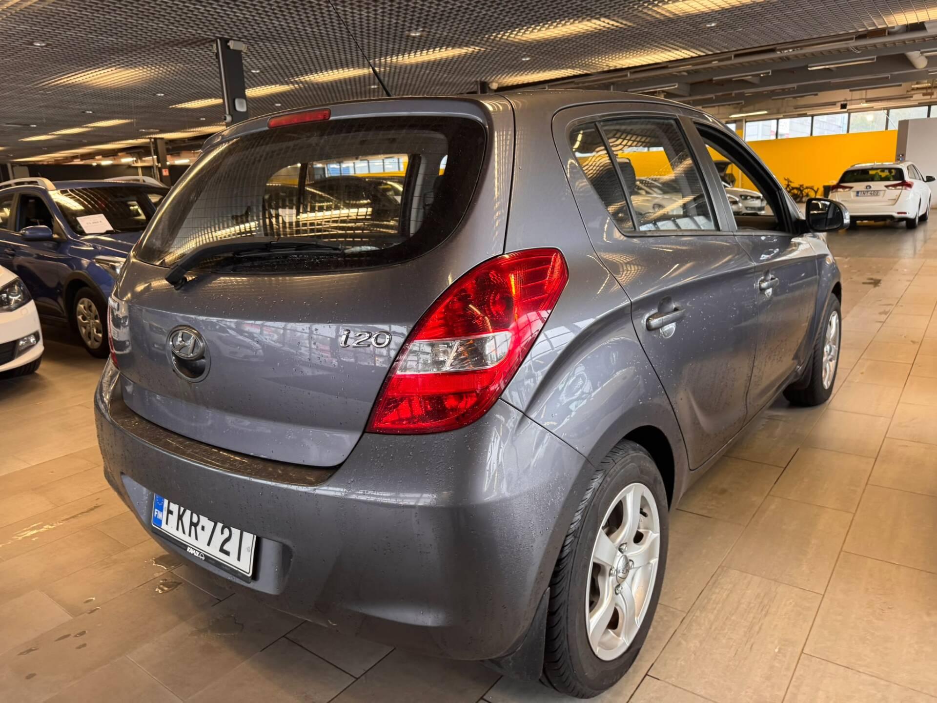 Näytä kaikki kuvat: 2012 Hyundai i20