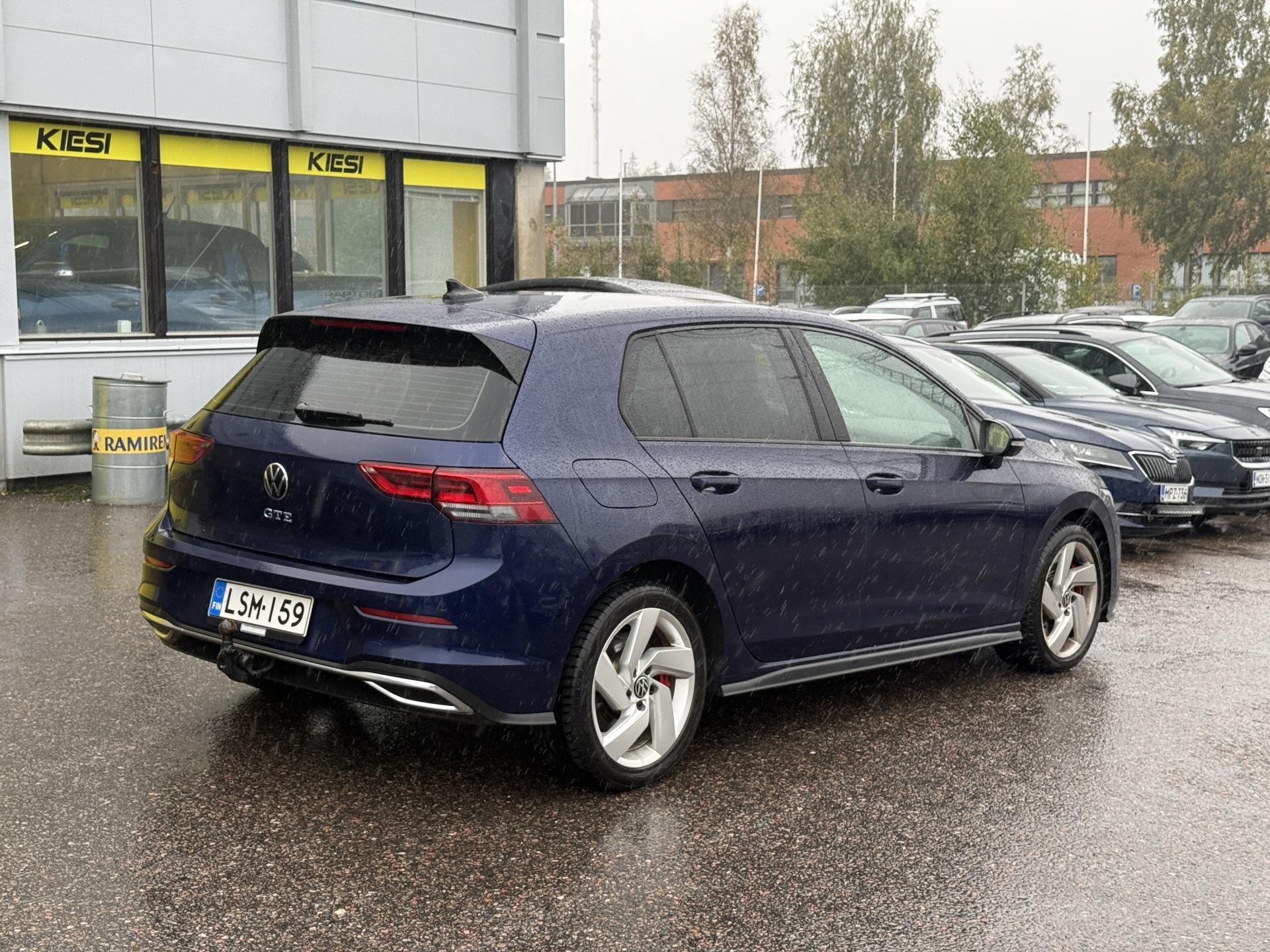 Näytä kaikki kuvat: 2021 Volkswagen Golf