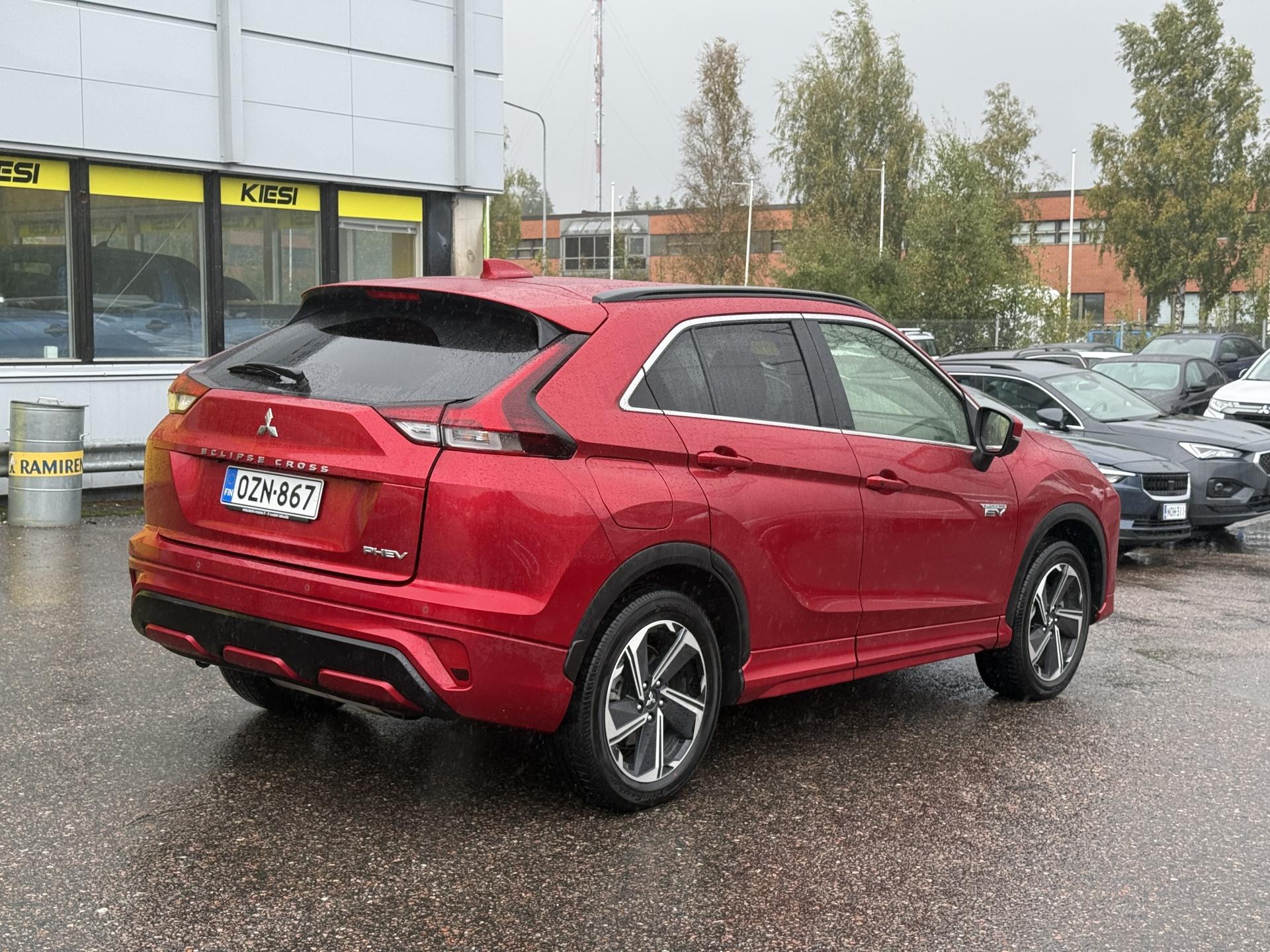 Näytä kaikki kuvat: 2023 Mitsubishi Eclipse Cross
