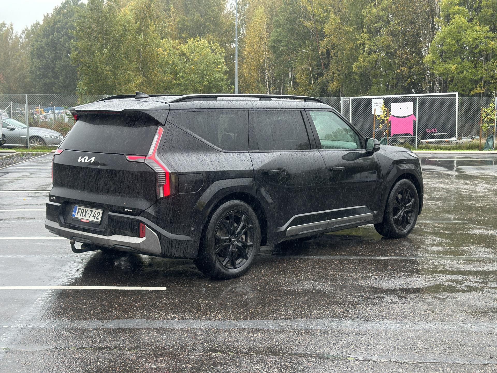 Näytä kaikki kuvat: 2024 Kia EV9