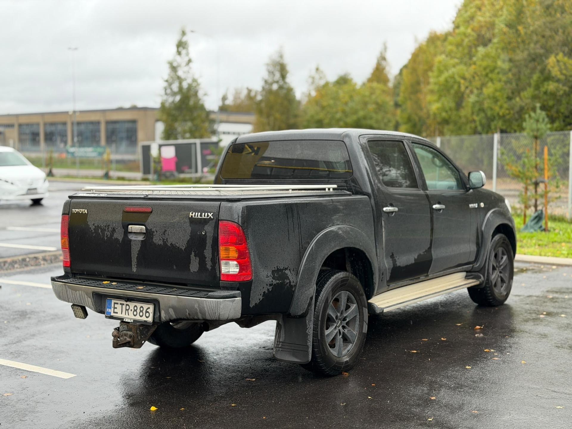 Näytä kaikki kuvat: 2010 Toyota Hilux